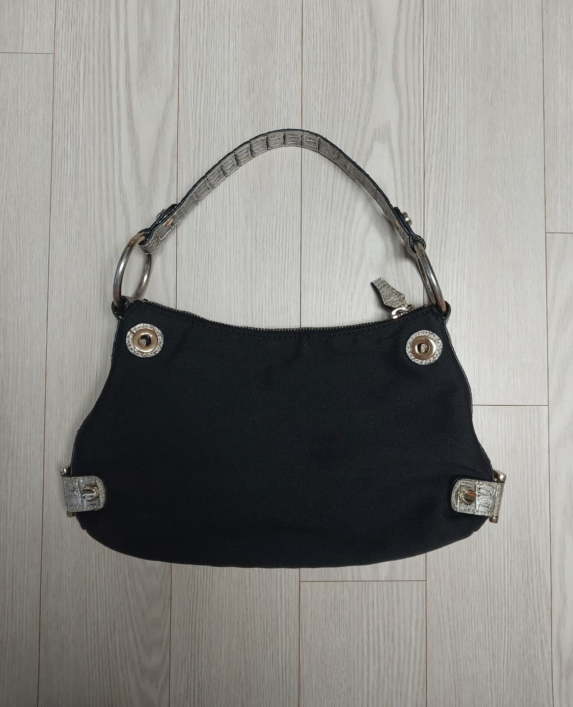 게스 y2k 코튼 숄더백 블랙 상품이미지5