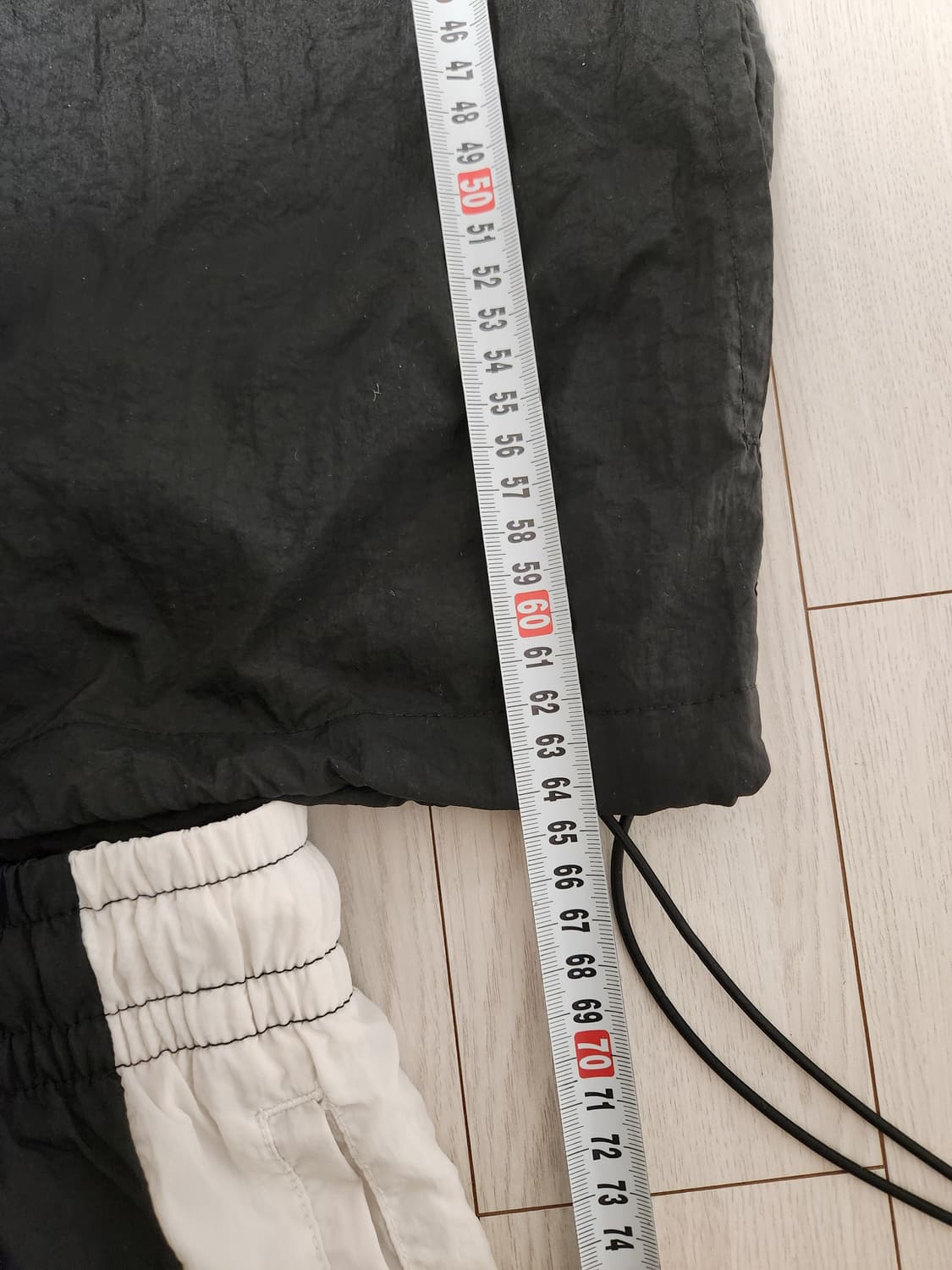 나이키 애슬레틱스 우븐 후드집업 바람막이 세트 사이즈95 m

여러 중고 상품이미지4