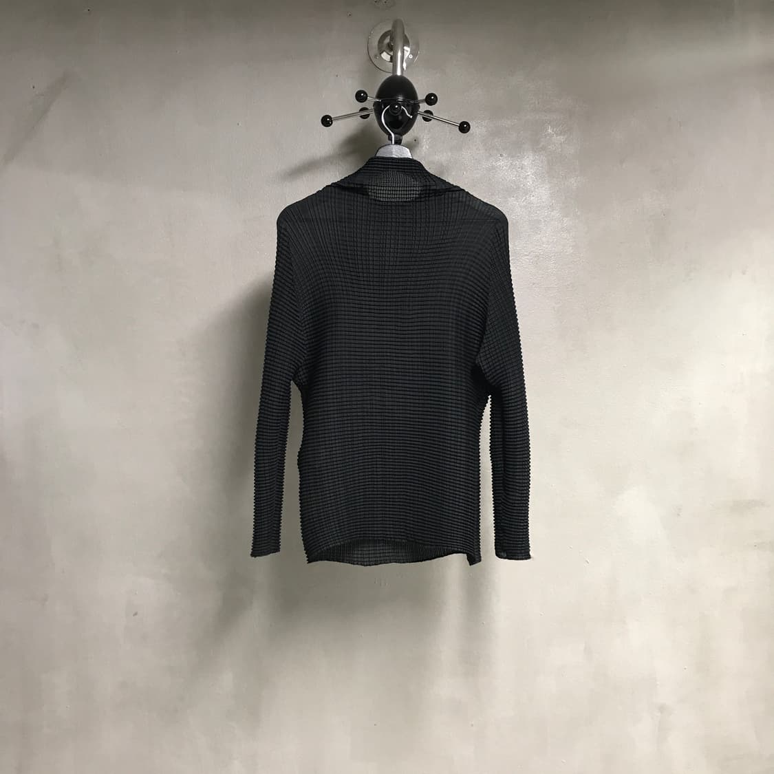 이세이 미야케 롱 슬리브 블랙 2(W) 상품이미지6