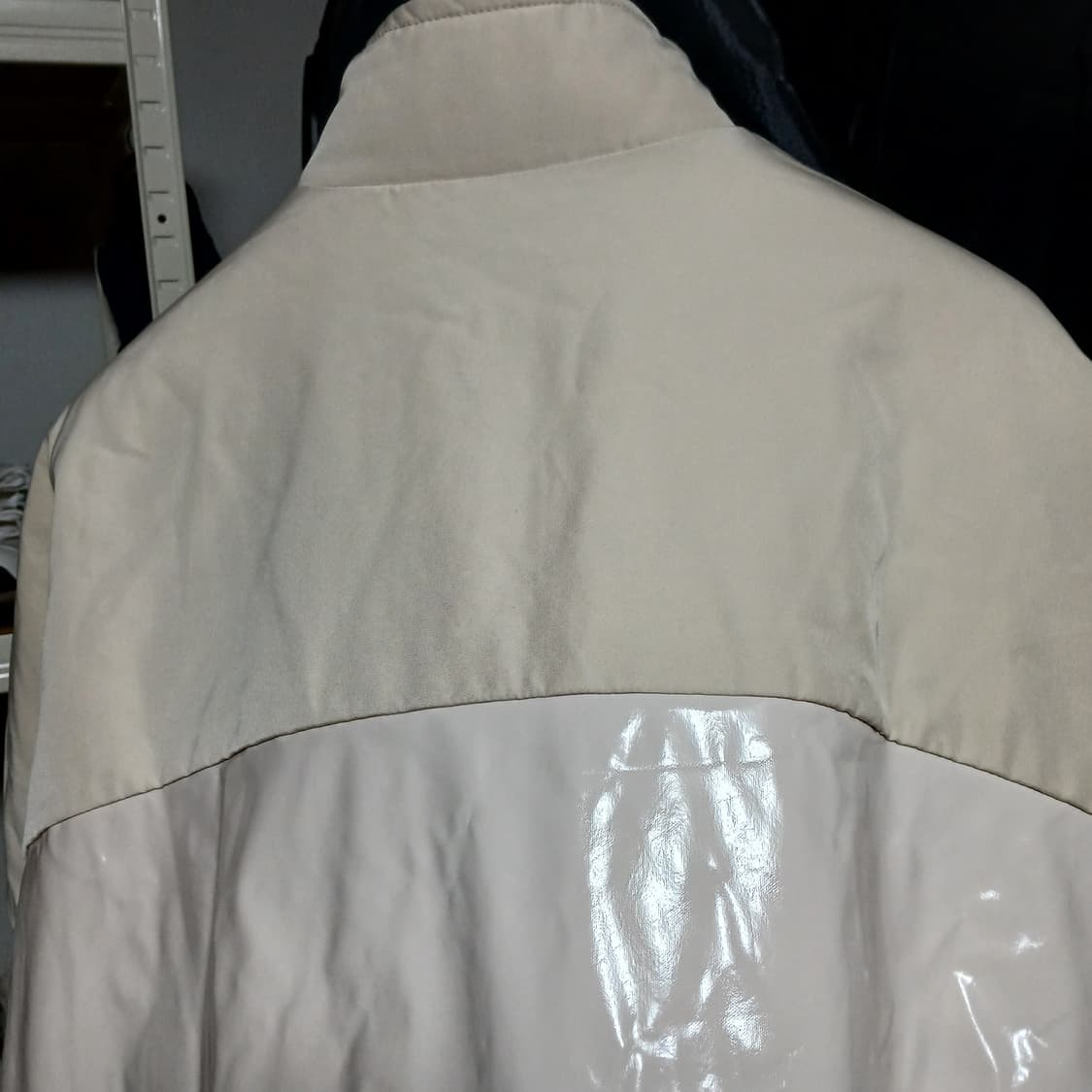 Nike 나이키 우먼 유광 점퍼 패딩 오버핏 상품이미지8