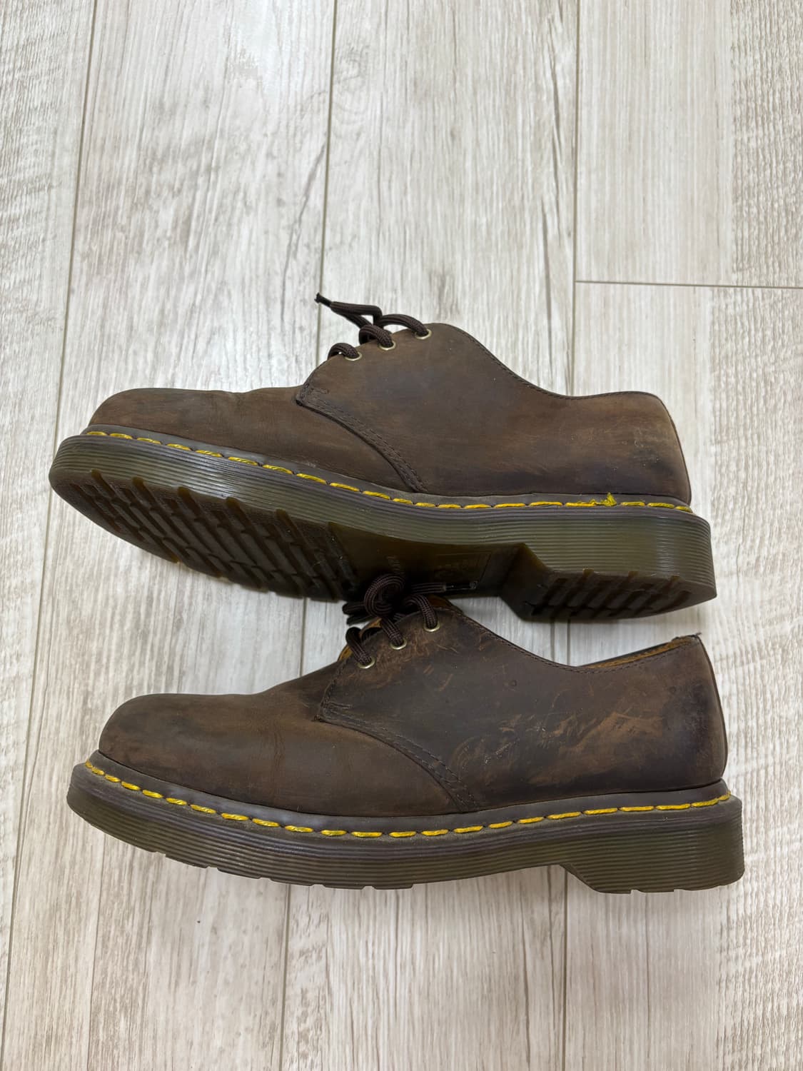 닥터마틴 1461 3홀 크레이지홀스 240 상품이미지2