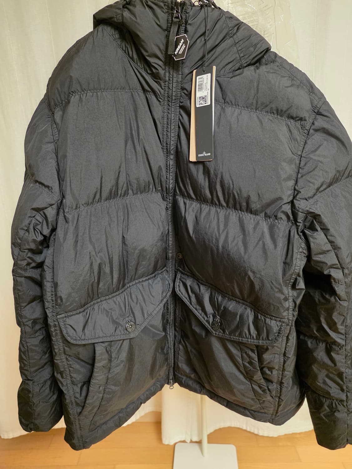 [24FW] 스톤아일랜드 크링클랩스 숏 다운 패딩 2XL 상품이미지2