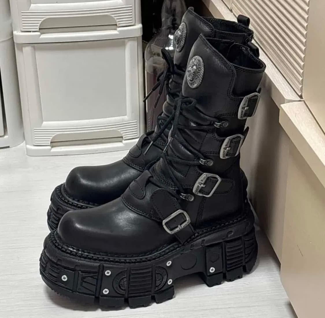 뉴락 플랫폼 250 상품이미지1