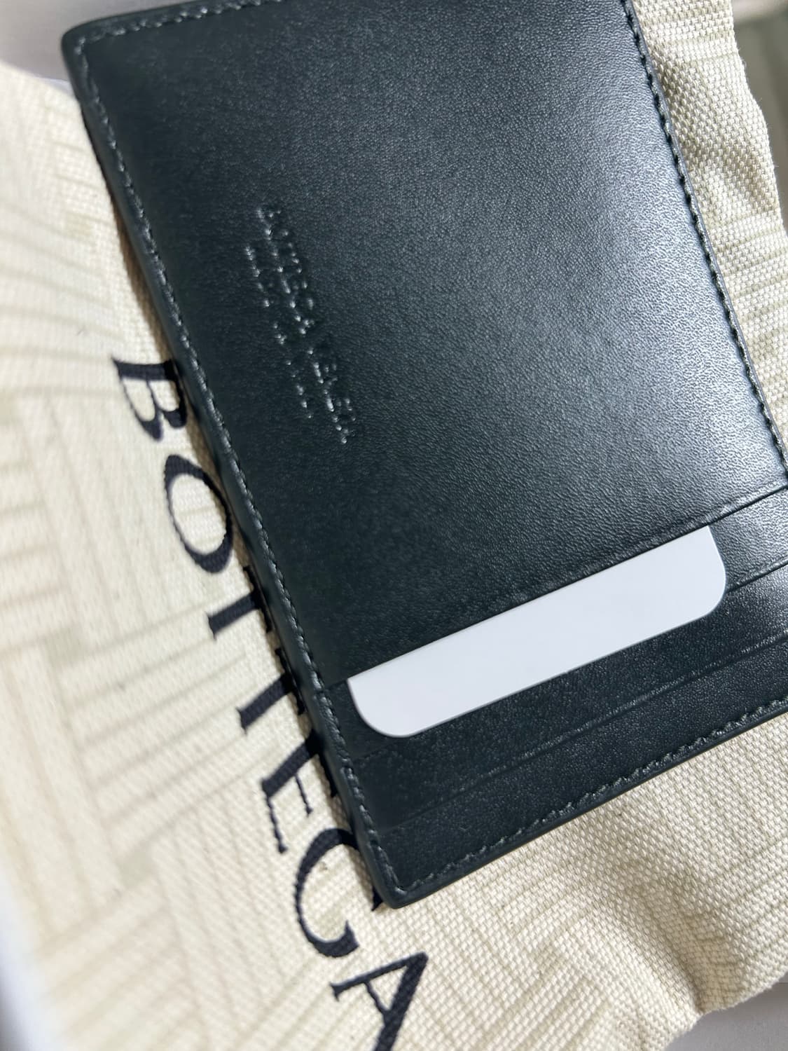 Bottega Veneta 카세트 신용카드 케이스 다크모스 카드지갑 상품이미지5