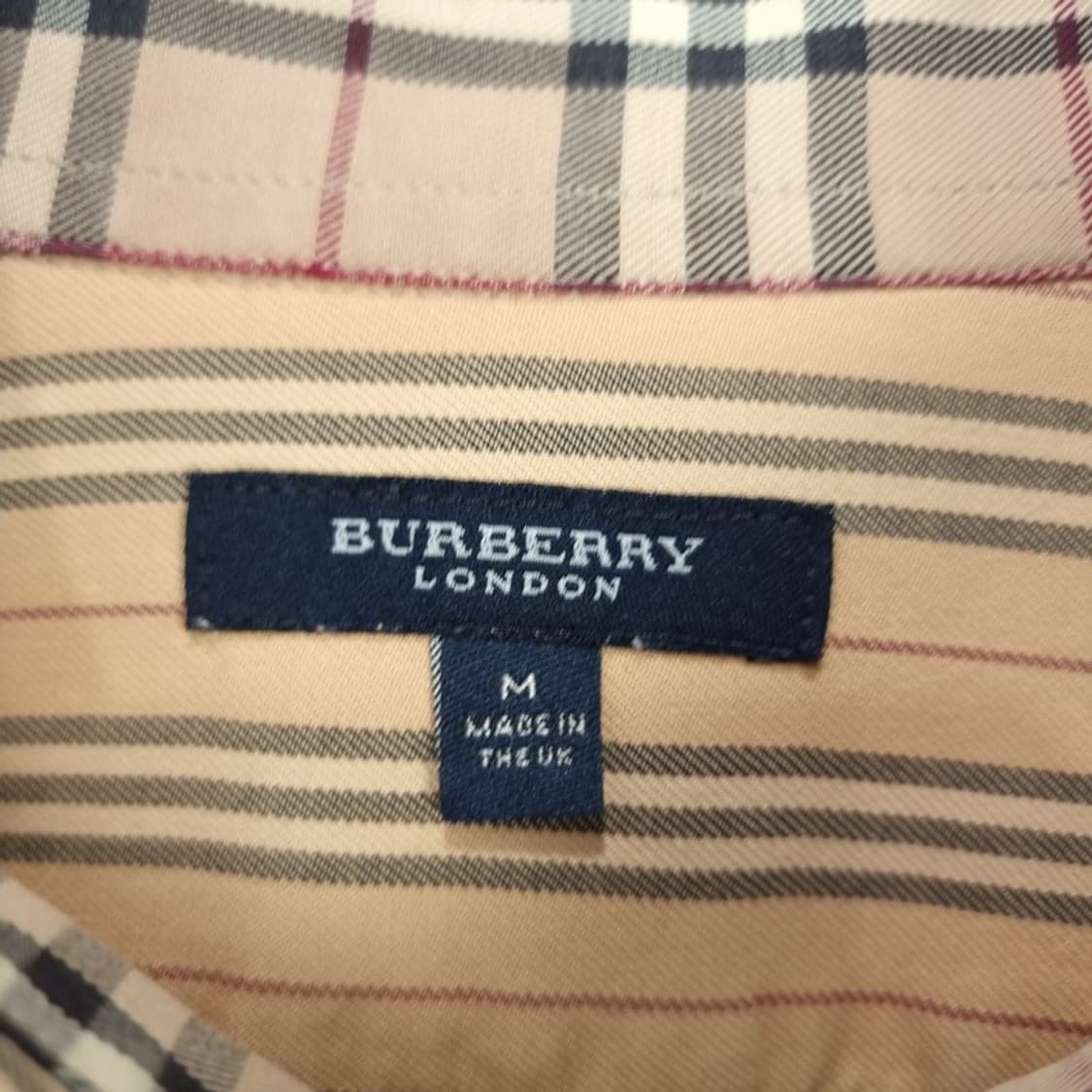 [버버리] 로고 자수 빈티지 스트라이프 셔츠 P01450 상품이미지7