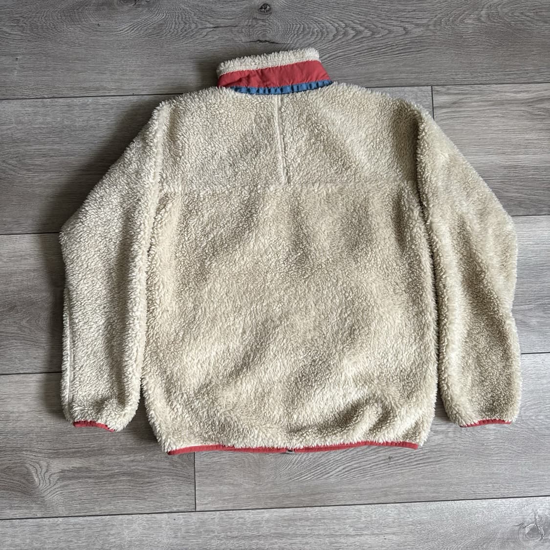 10s 파타고니아 레트로-X 아이보리/레드 상품이미지5