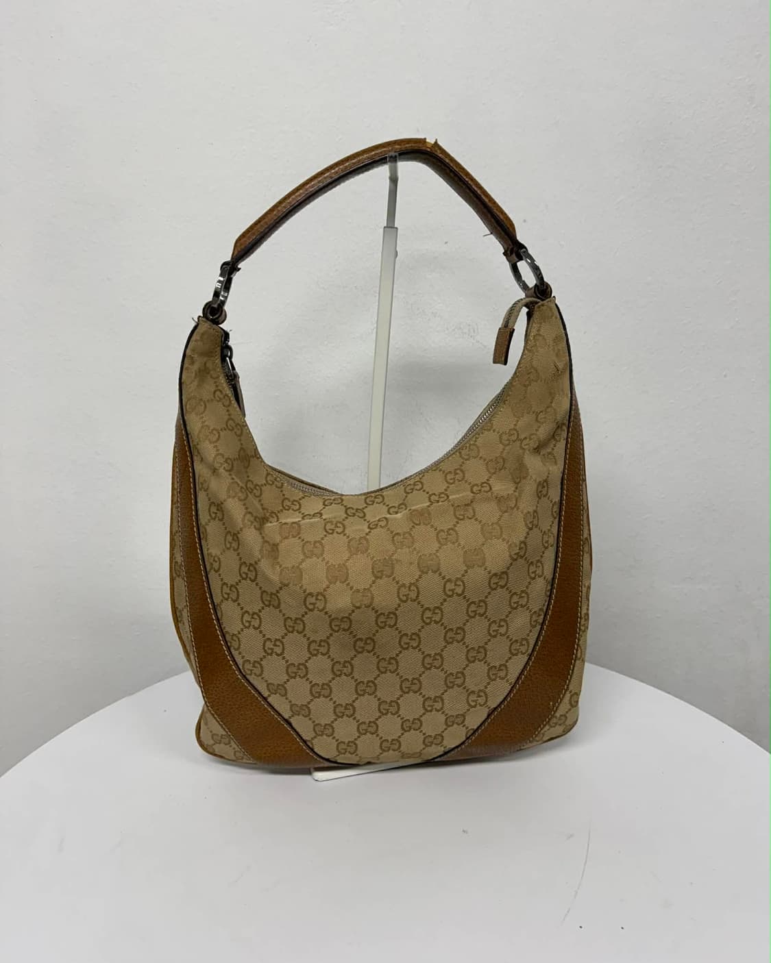 구찌 GG 캔버스 반달 호보 숄더백 토트백 상품이미지4