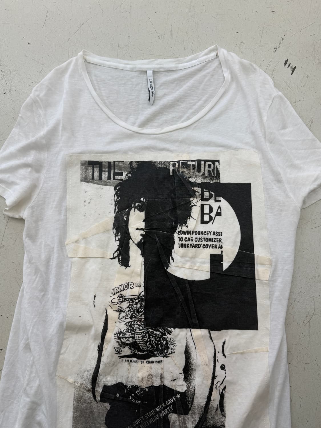 닐바렛 프린팅 티셔츠 상품이미지3