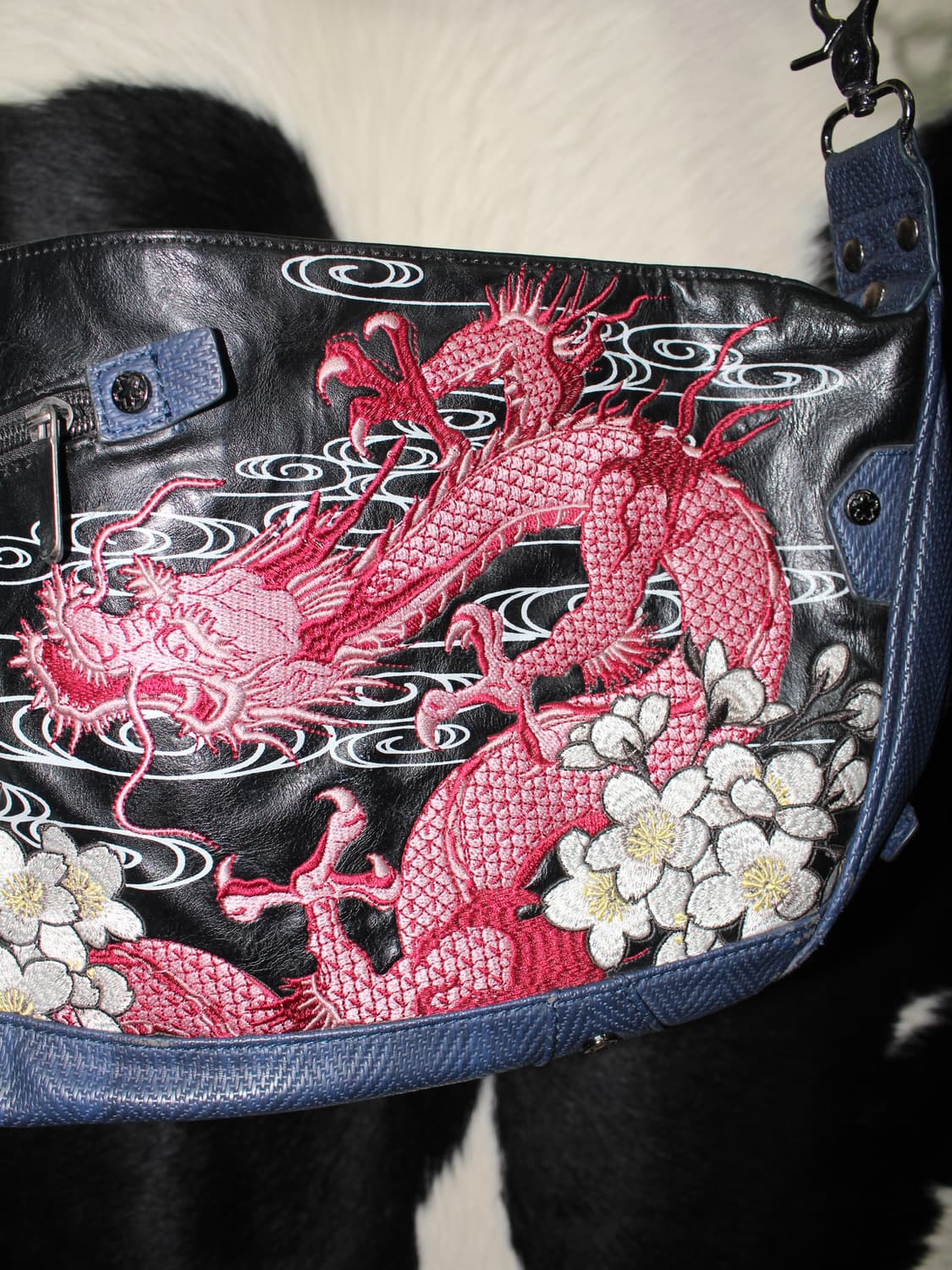KARAKURI TAMASHII 絡繰魂 Dragon cross bag 상품이미지4