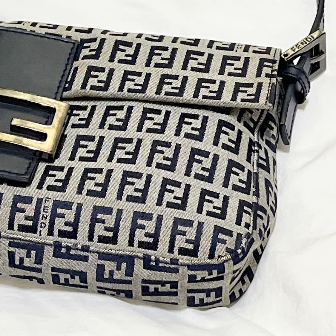 빈티지 ) fendi 펜디 주카 바게트백 상품이미지3