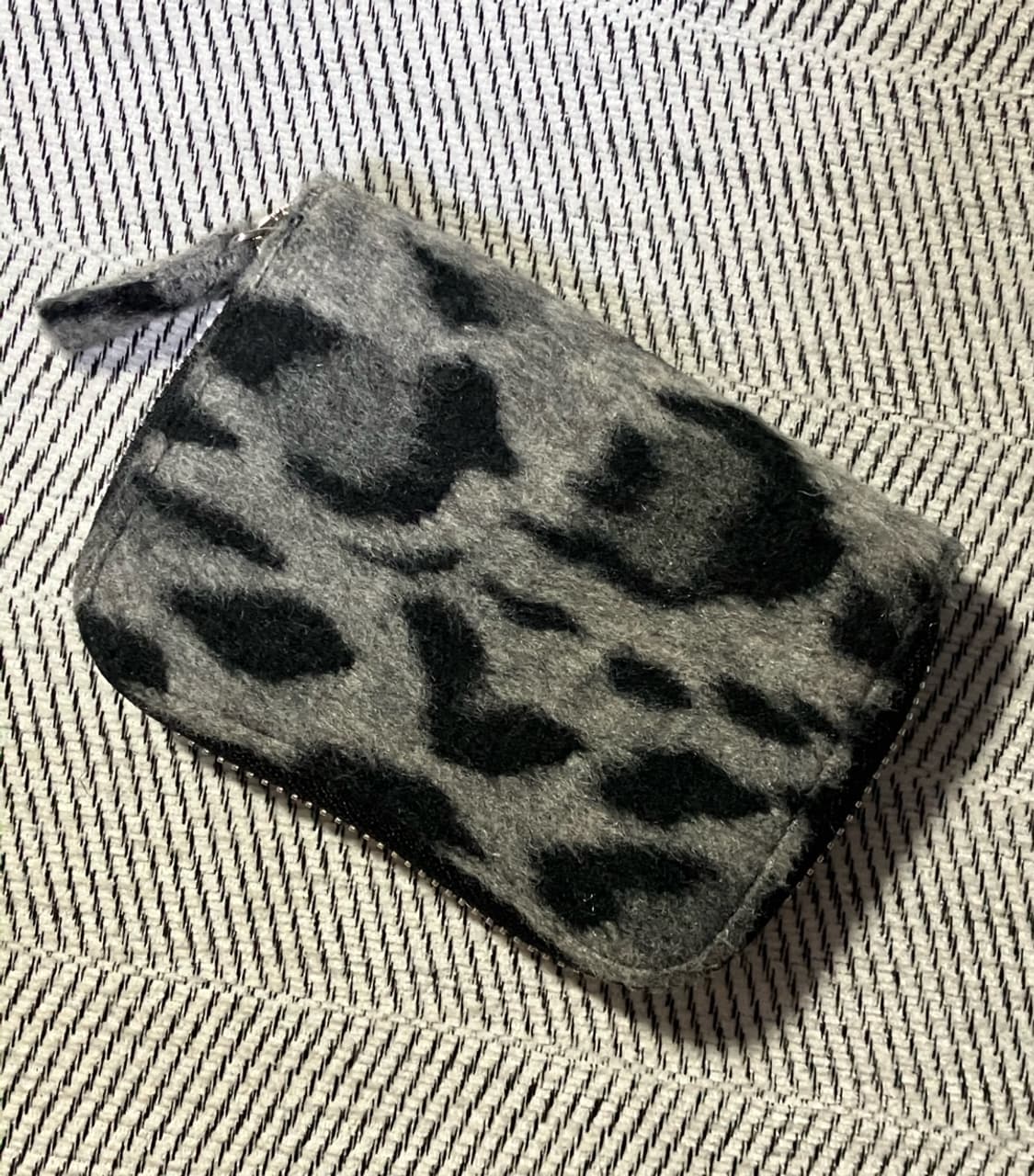 [새상품] Toh 호피지갑 상품이미지4