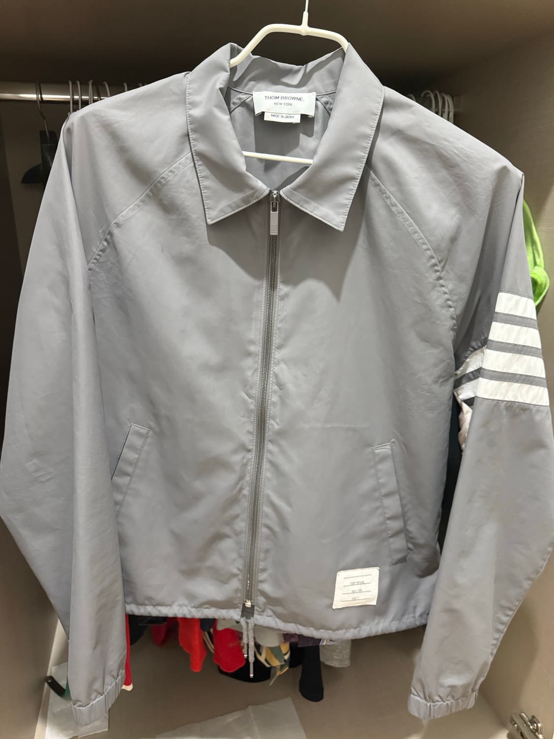 톰브라운 블루종 상품이미지1