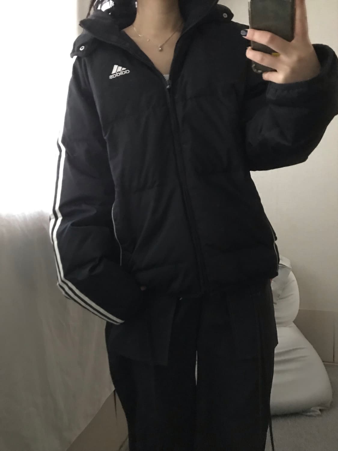 아디다스 00s 검흰 후드 패딩 상품이미지2