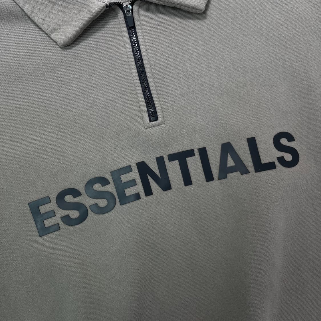 100 피오갓 에센셜 반집업 맨투맨  상품이미지2