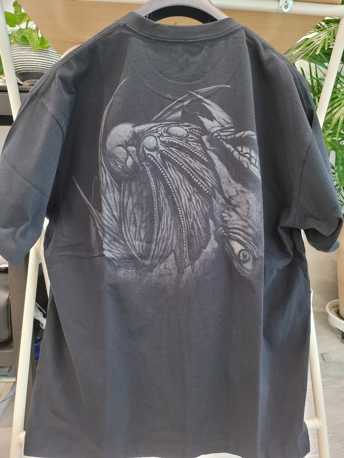 [새상품 ] 베르세르크의 압도적 아우라, 유니클로재팬  망가 큐레이션 U 상품이미지1