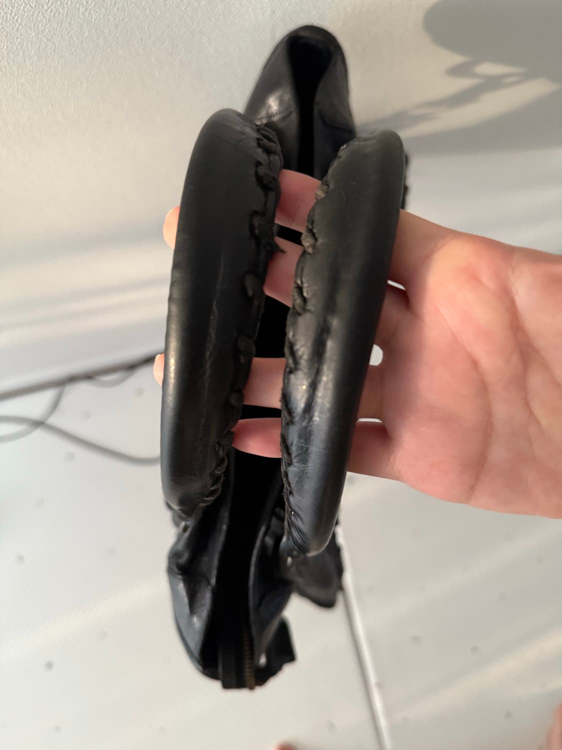 발렌시아가 시티 모터백 미디움 블랙 흑장 브라스 상품이미지3