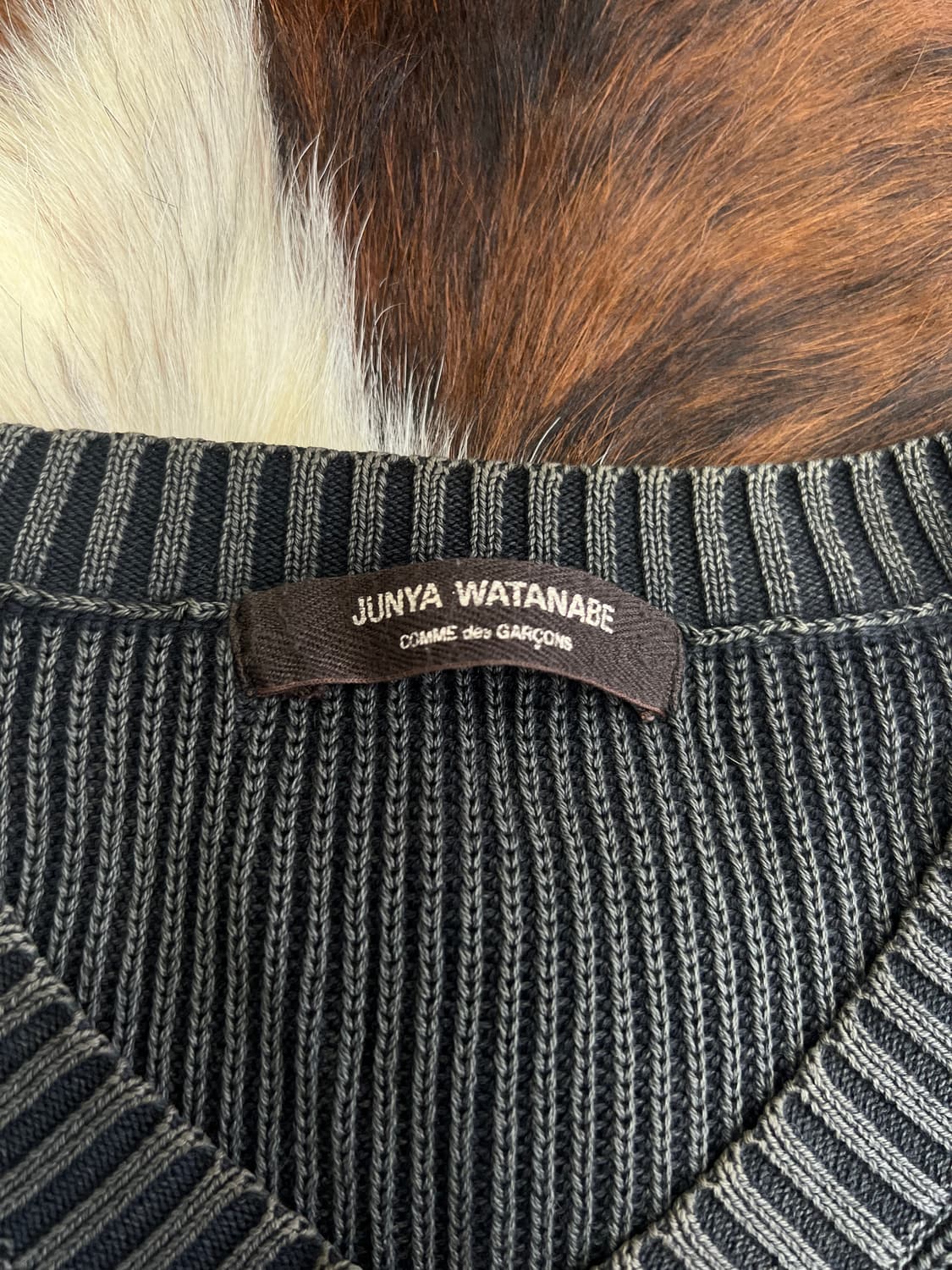 준야 와타나베 피그먼트 크롭 니트 상품이미지3