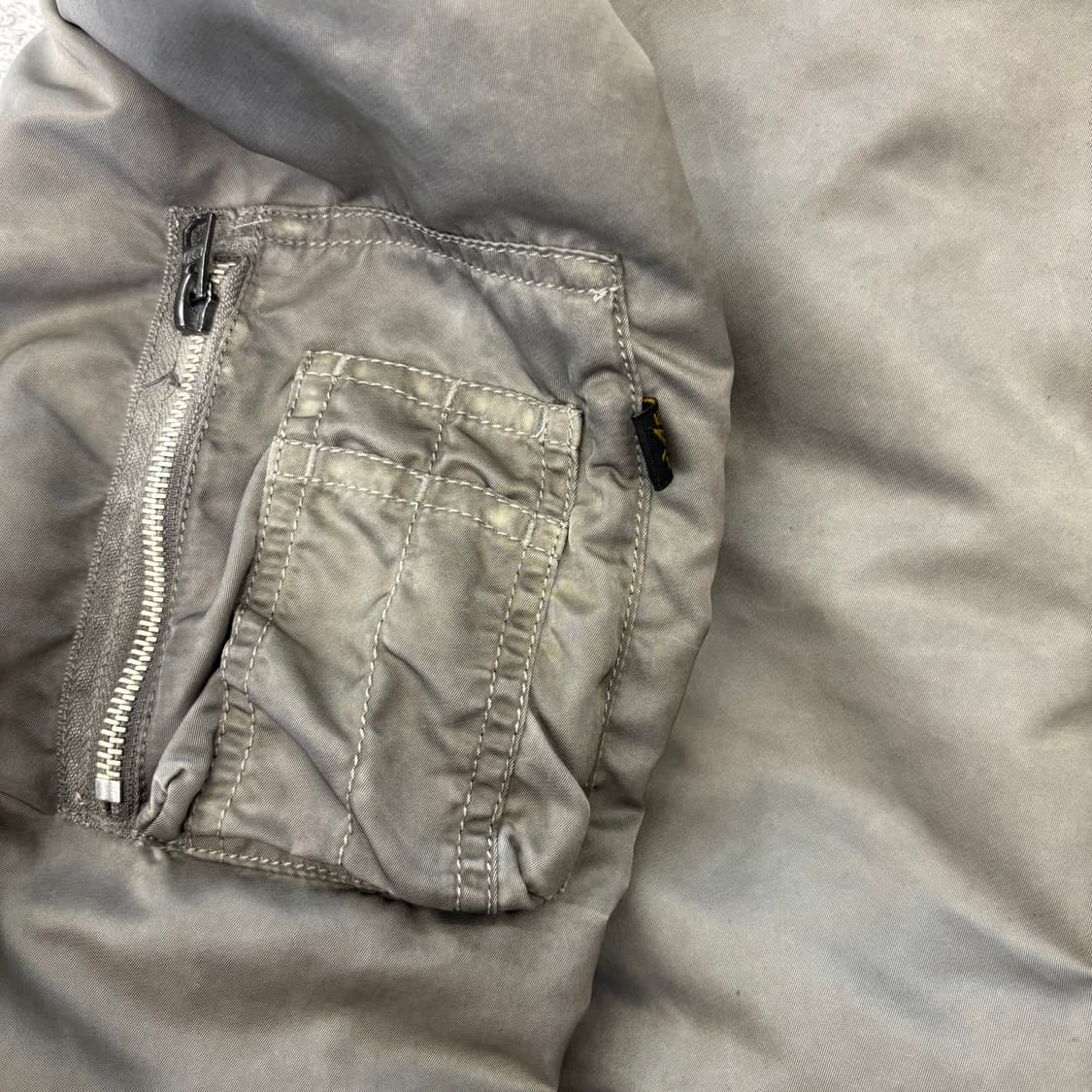 알파인더스트리 ma-1 그레이 후디 상품이미지10