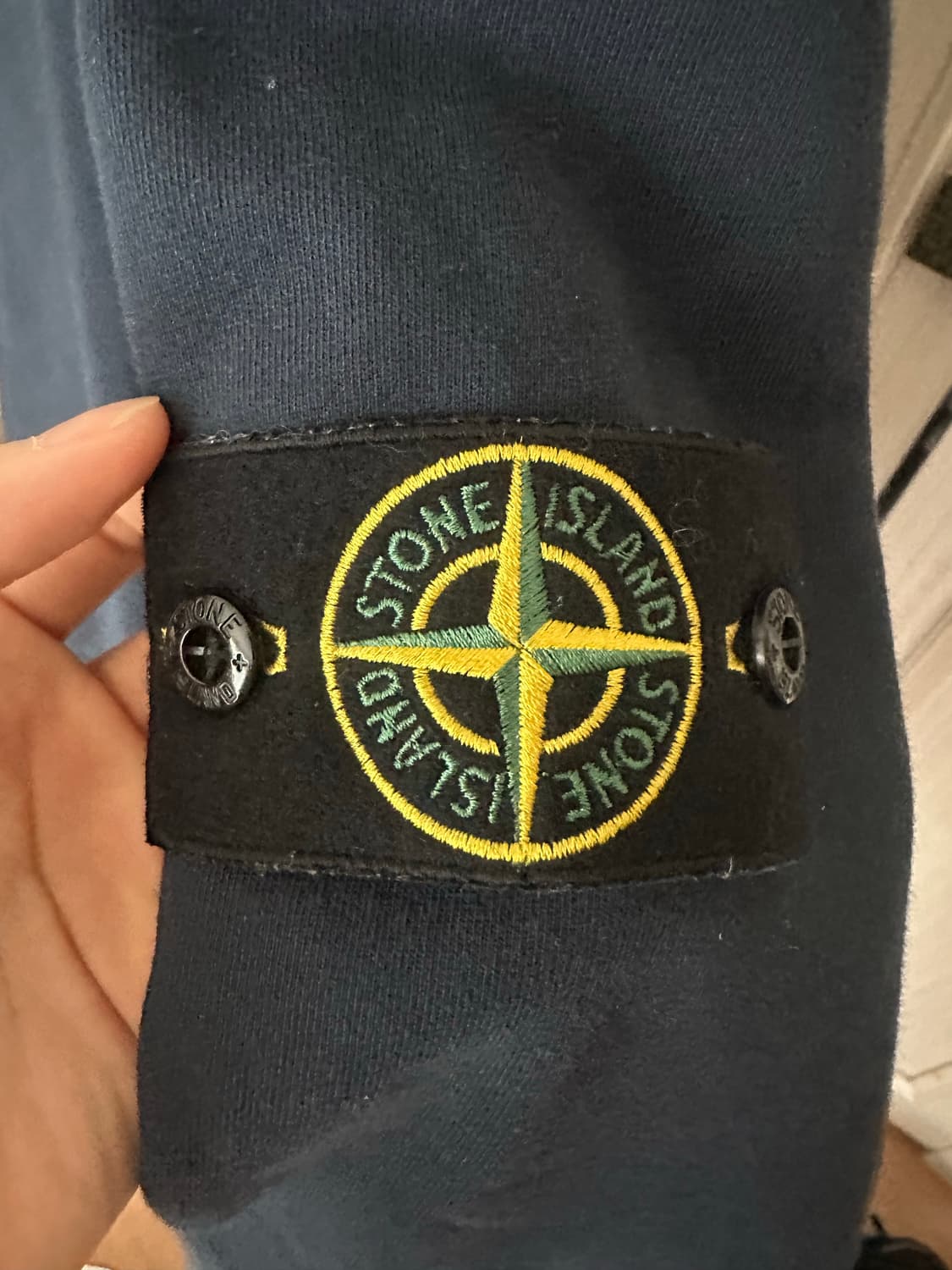 스톤 아일랜드 네이비 맨투맨  상품이미지3