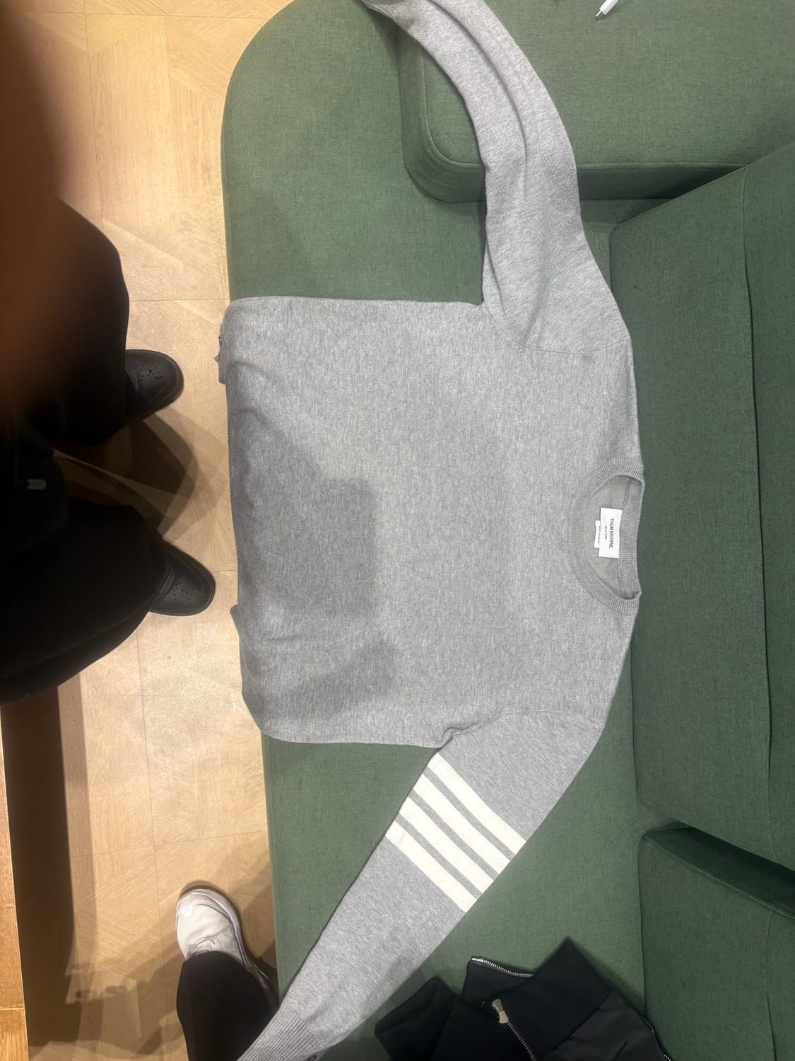 톰브라운 밀라노 스티치 그레이 상품이미지1