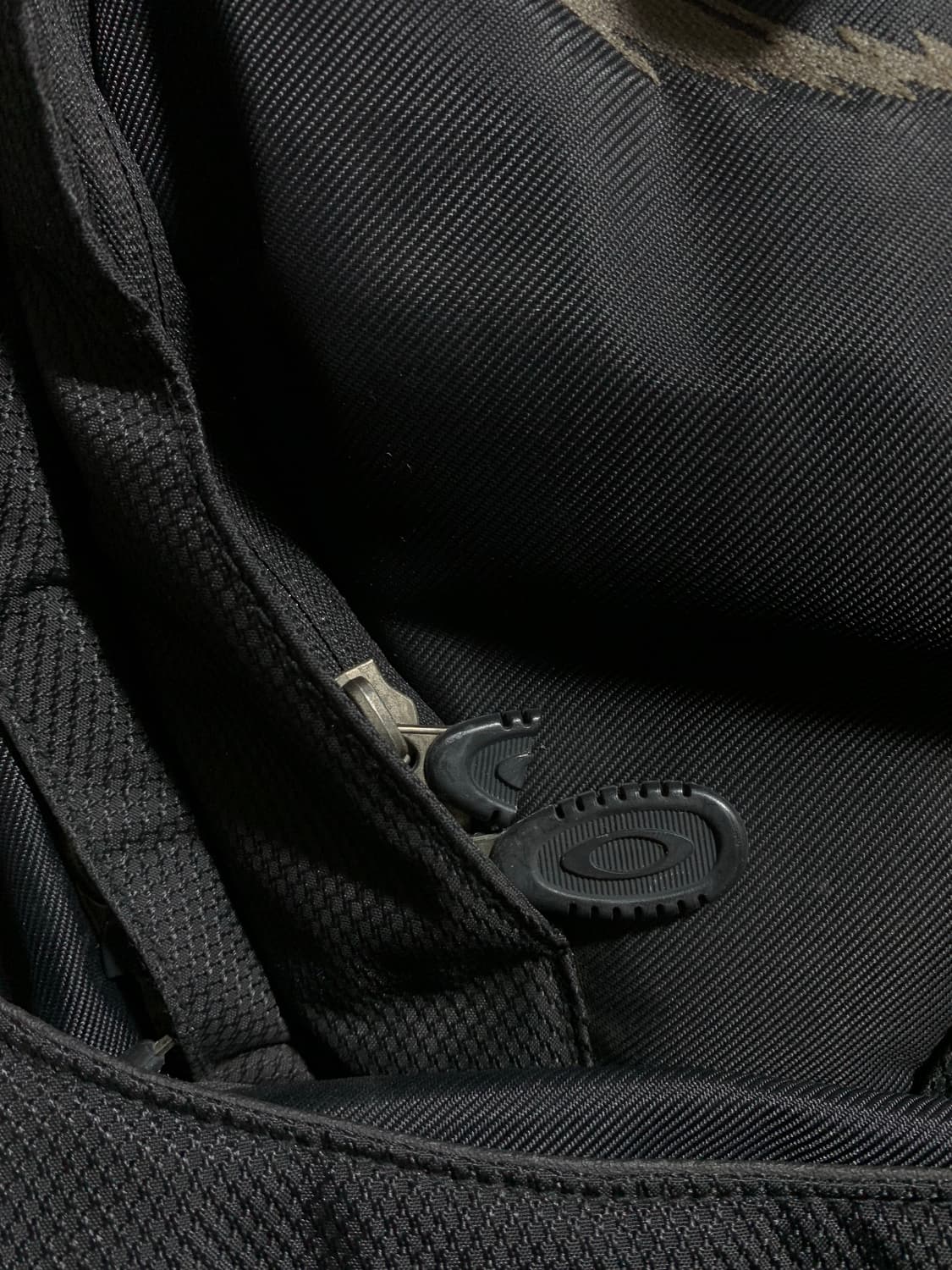 오클리 블랙 백팩 가방 상품이미지5