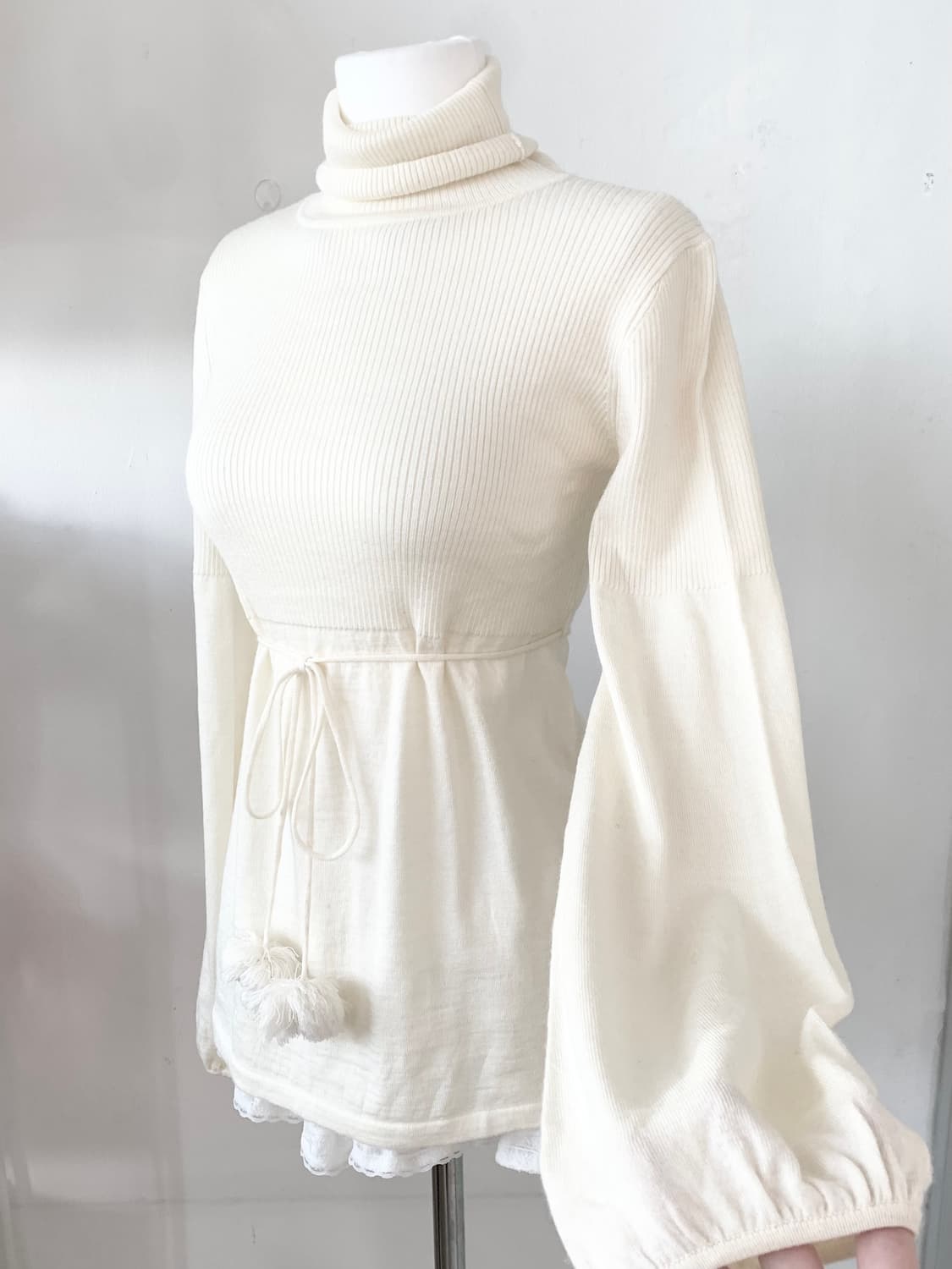 크림아이보리 골지 히메갸루 폼폼이 니트 상품이미지2