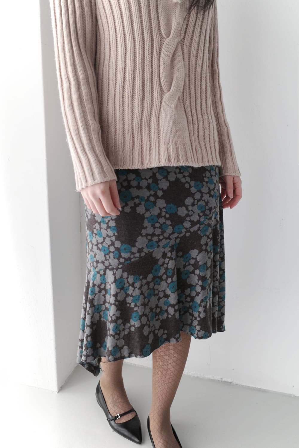 fur v-neck knit  상품이미지7