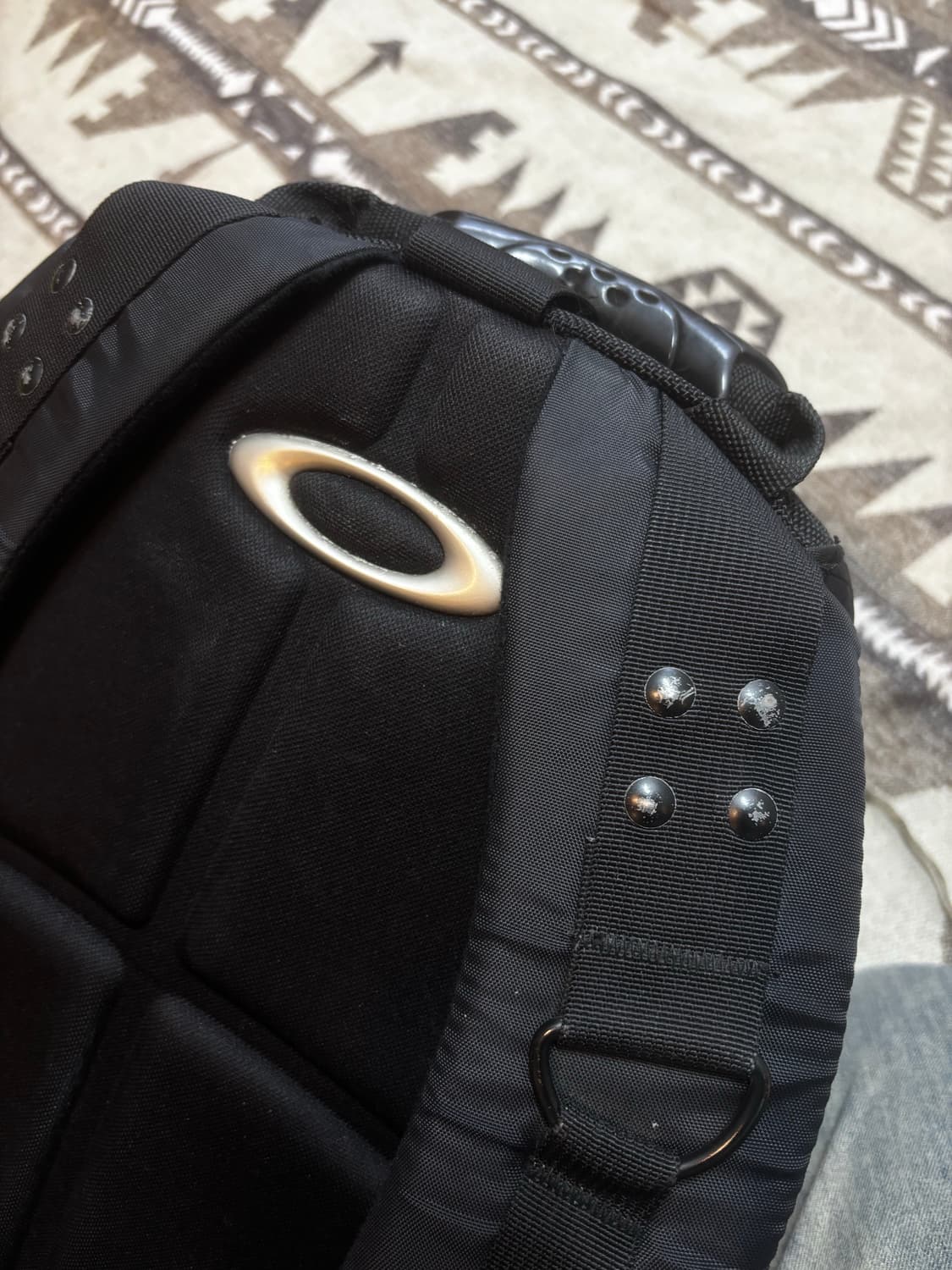 오클리 아이콘 RC 백팩 블랙아웃 상품이미지6