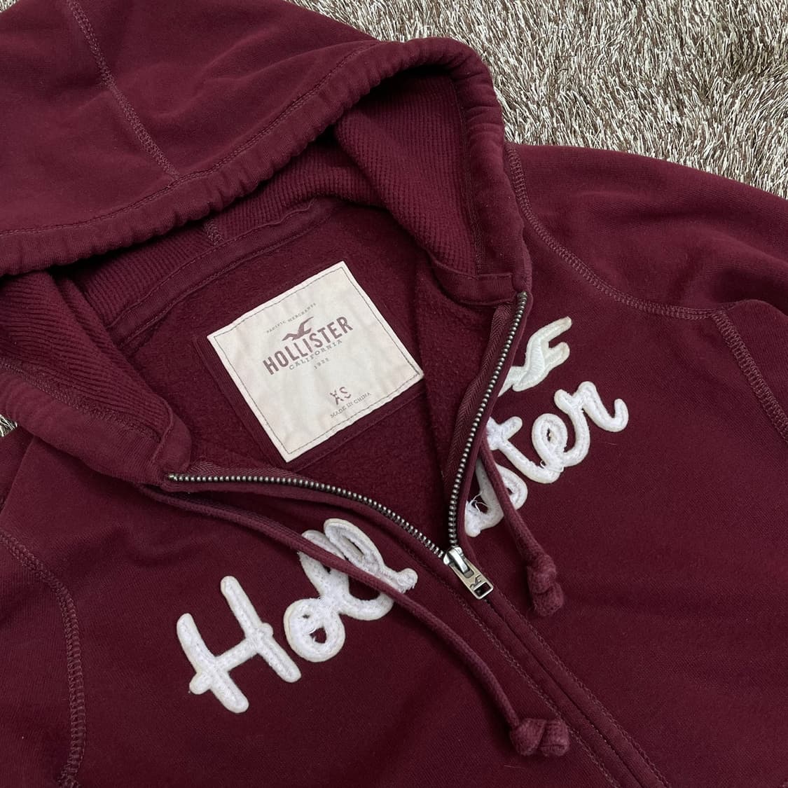 홀리스터 Hollister 버건디 로고 기모 후드집업 XS 상품이미지2