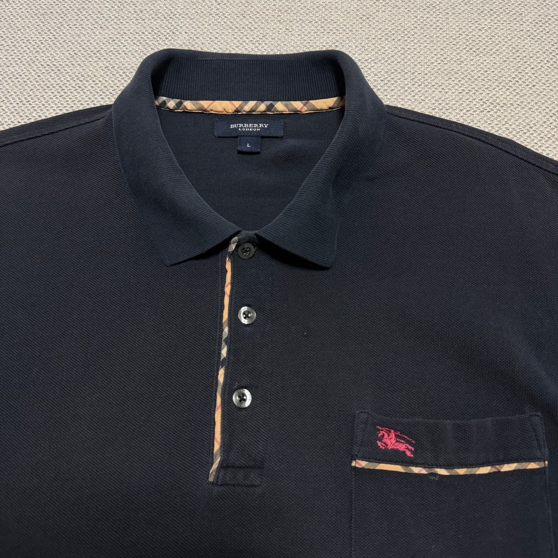 버버리 런던 빈티지 포켓 카라티 상품이미지2