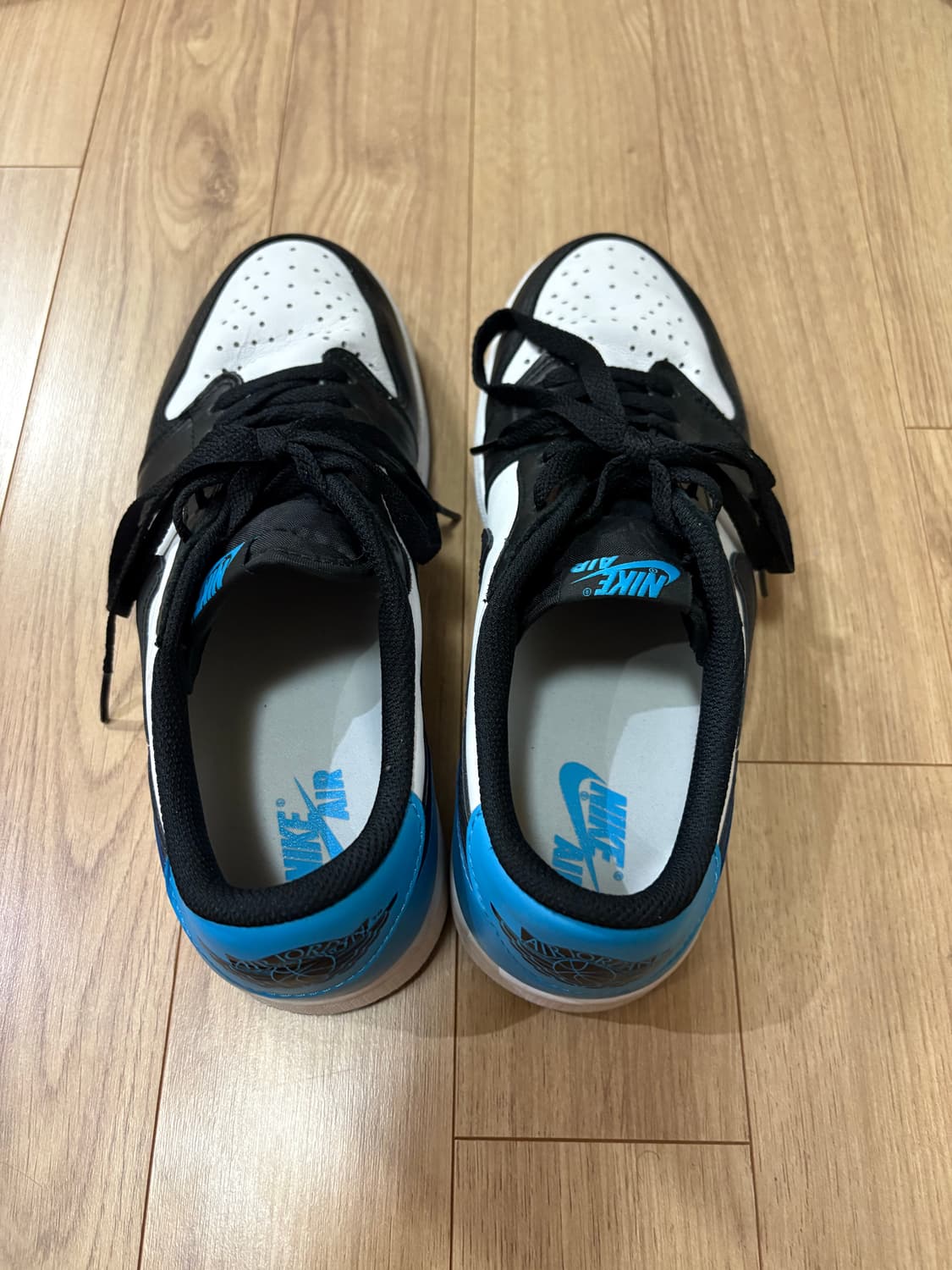 조던 1 레트로 로우 OG 파우더 블루 270 상품이미지2