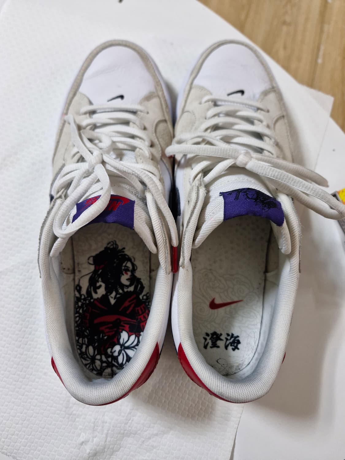 나이키 SB 줌 포고 화이트 스니커즈 275 상품이미지3