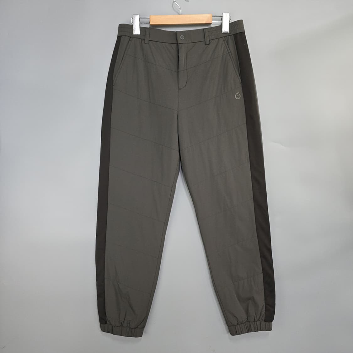 선더랜드(sunderland) 패딩 골프팬츠 차콜 86 상품이미지1