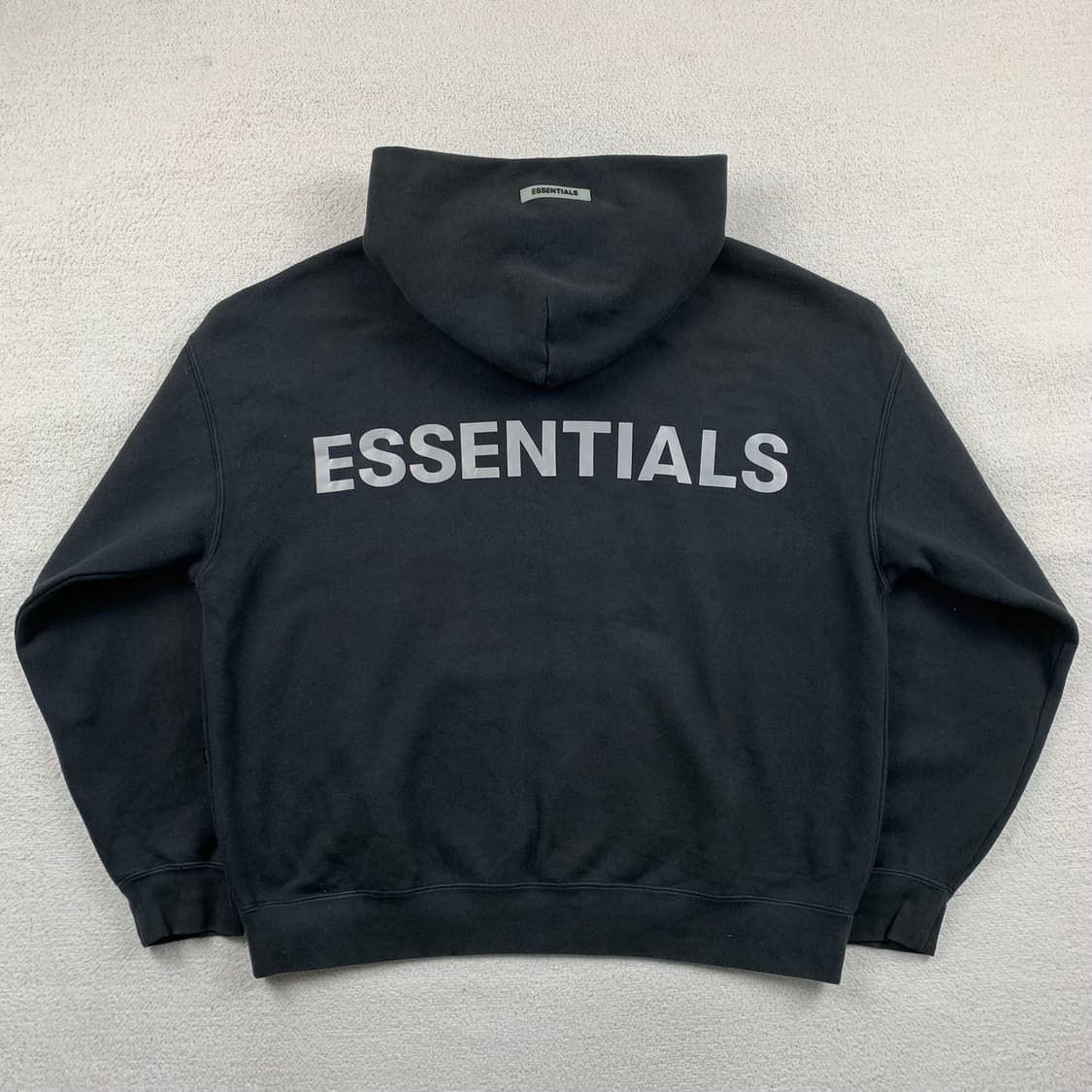 피어오브갓 에센셜 스카치 빅로고 블랙 후드티 상품이미지2