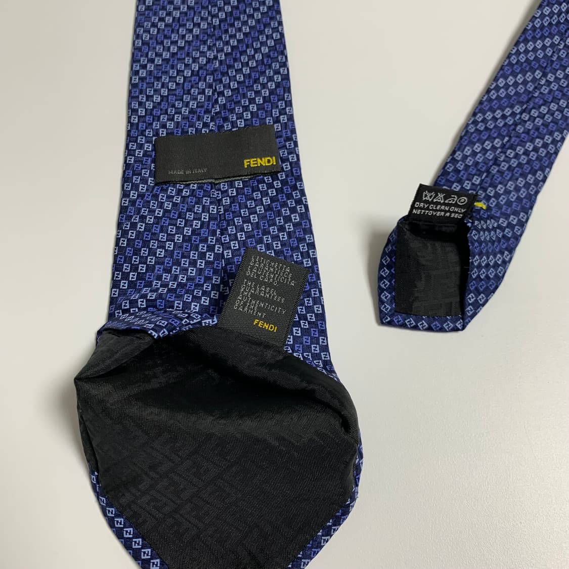 펜디(FENDI) FF스몰로고 모노그램 명품 신형넥타이 최상급 A+ 상품이미지7