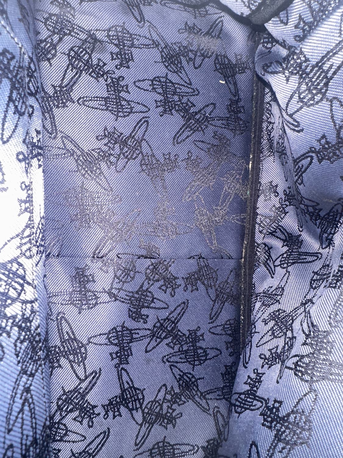 비비안웨스트우드 orb화이트 펀칭 야스민백 상품이미지10