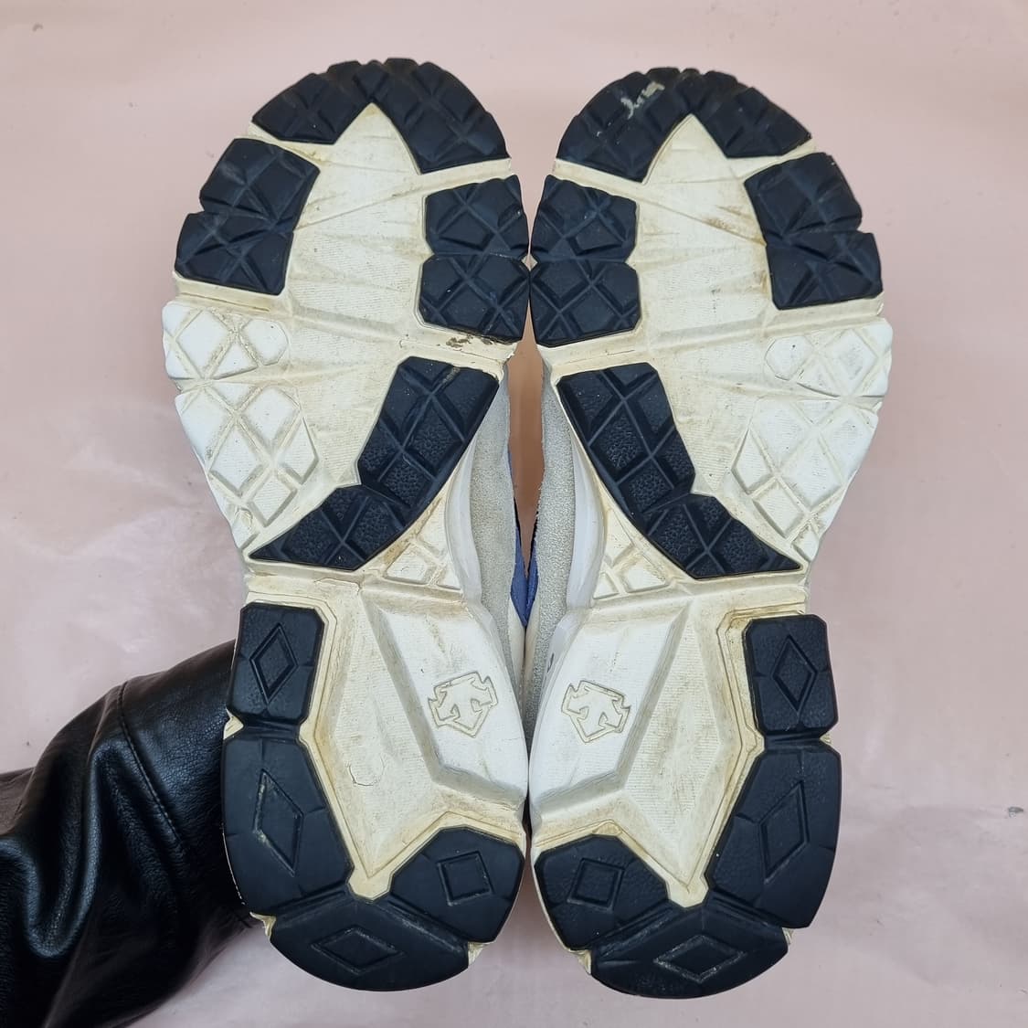 데상트 부메랑 블루 남성운동화265 상품이미지3