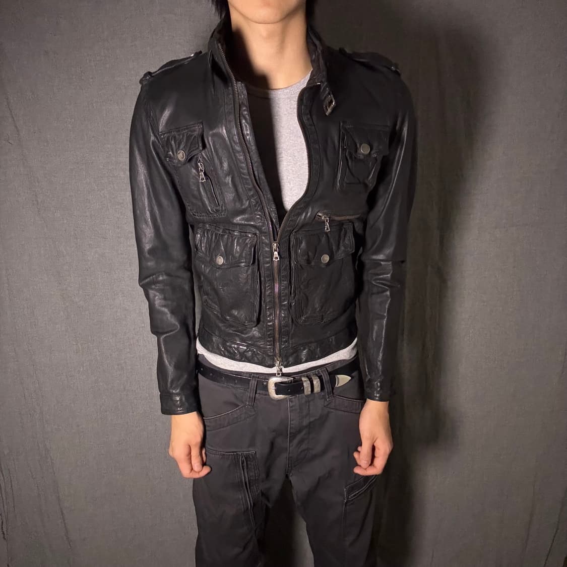 블랙 가죽 포켓 디테일 자켓 상품이미지1