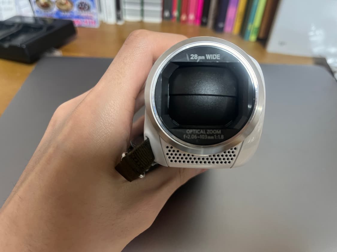 파나소닉 HC-V230M Full HD 캠코더 화이트 상품이미지3