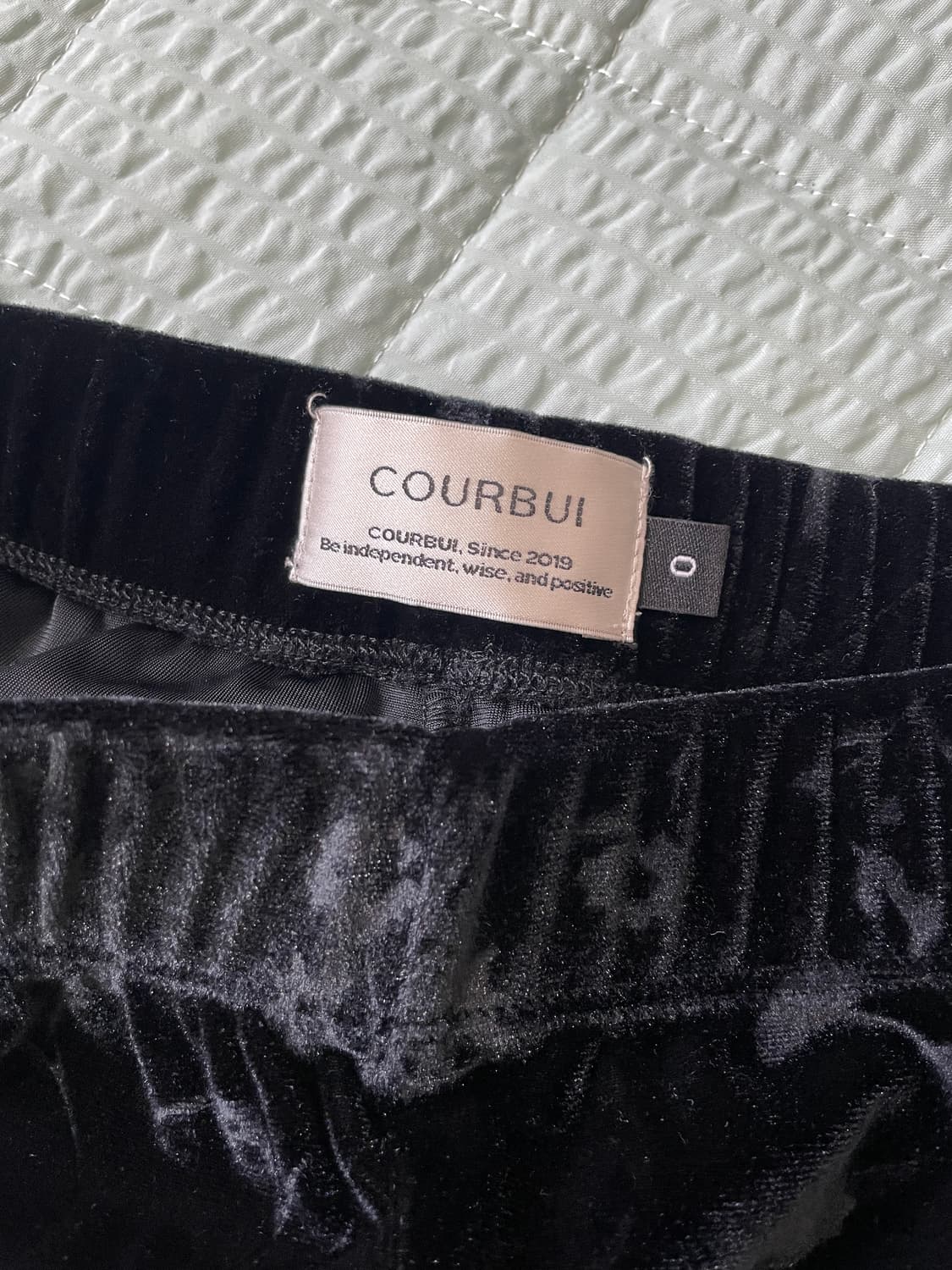 코르뷔 플로럴 벨벳 밴딩 팬츠 상품이미지7