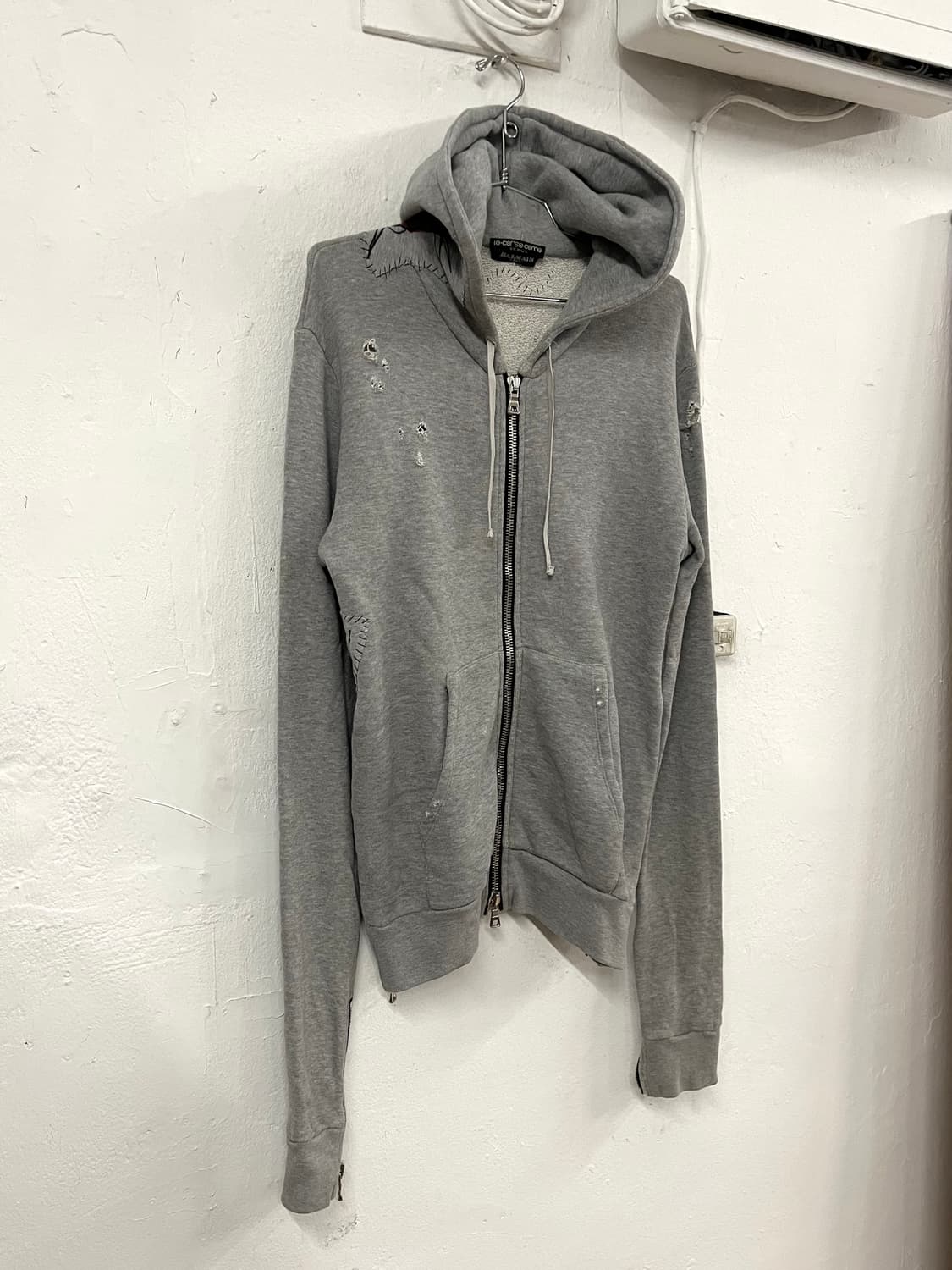 발망 2011SS 데카르넹 디스트레스드 패치 후드 집업 상품이미지3