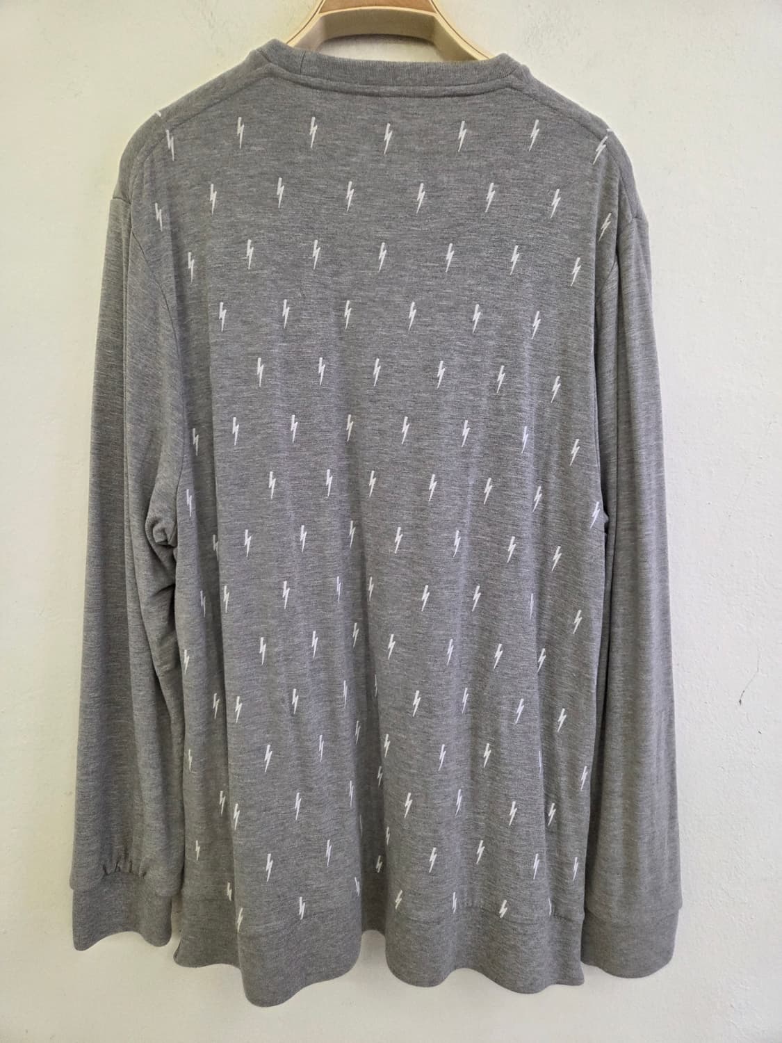 닐바렛 남성 긴팔 티셔츠 상품이미지6