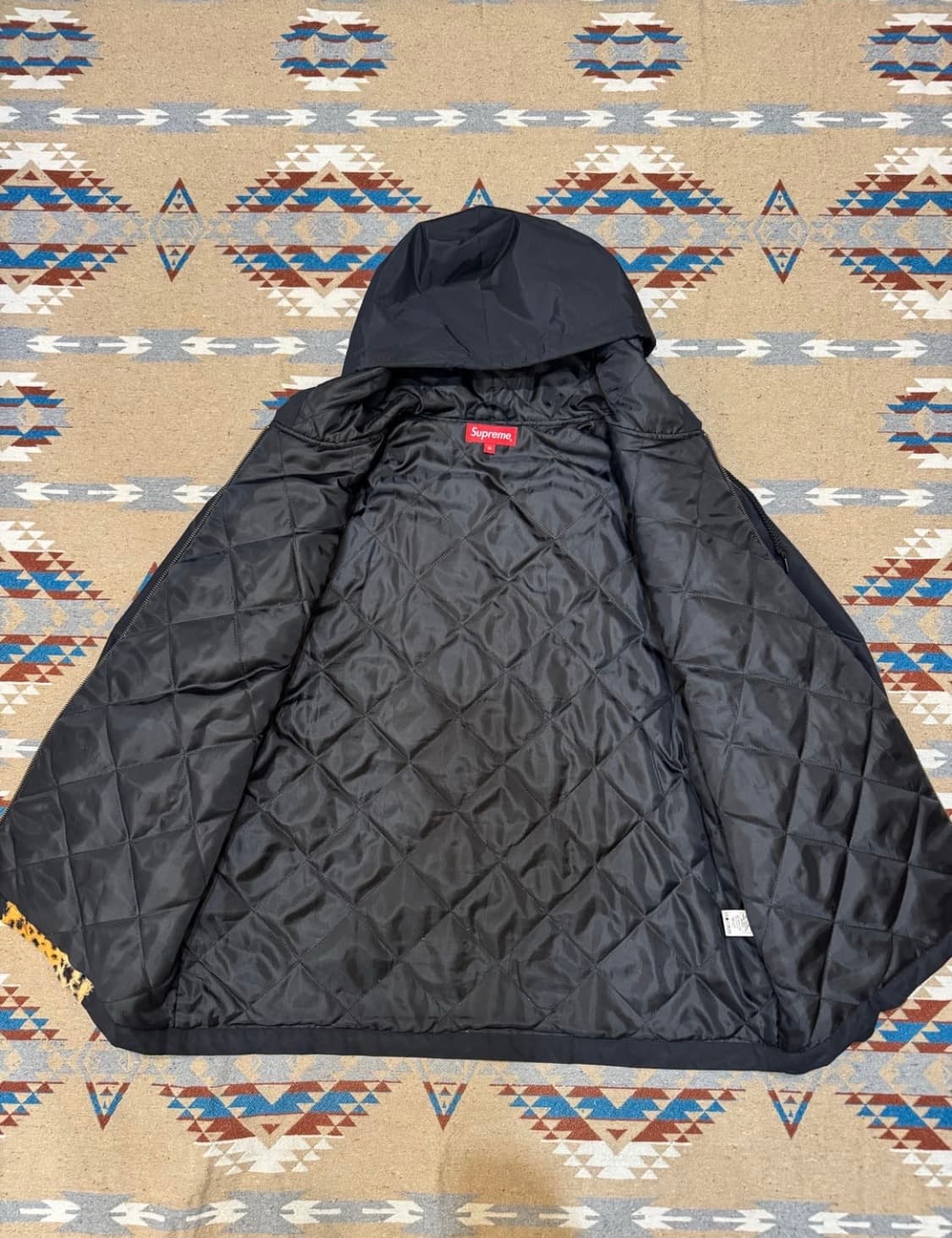 슈프림 치타 후디스 스테이션 자켓 블랙 상품이미지2