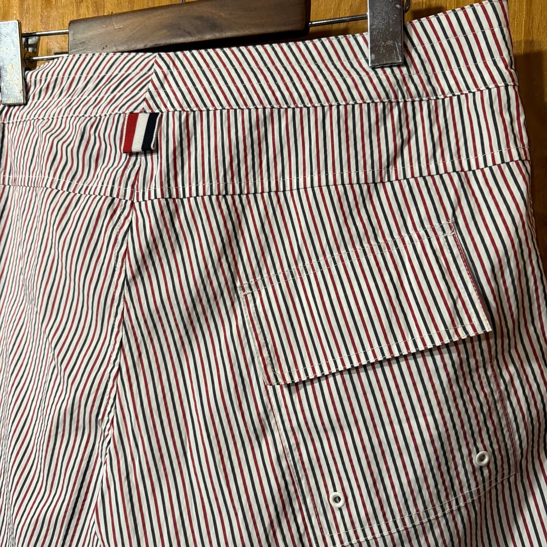 톰브라운 반바지 판매 합니다. 상품이미지6