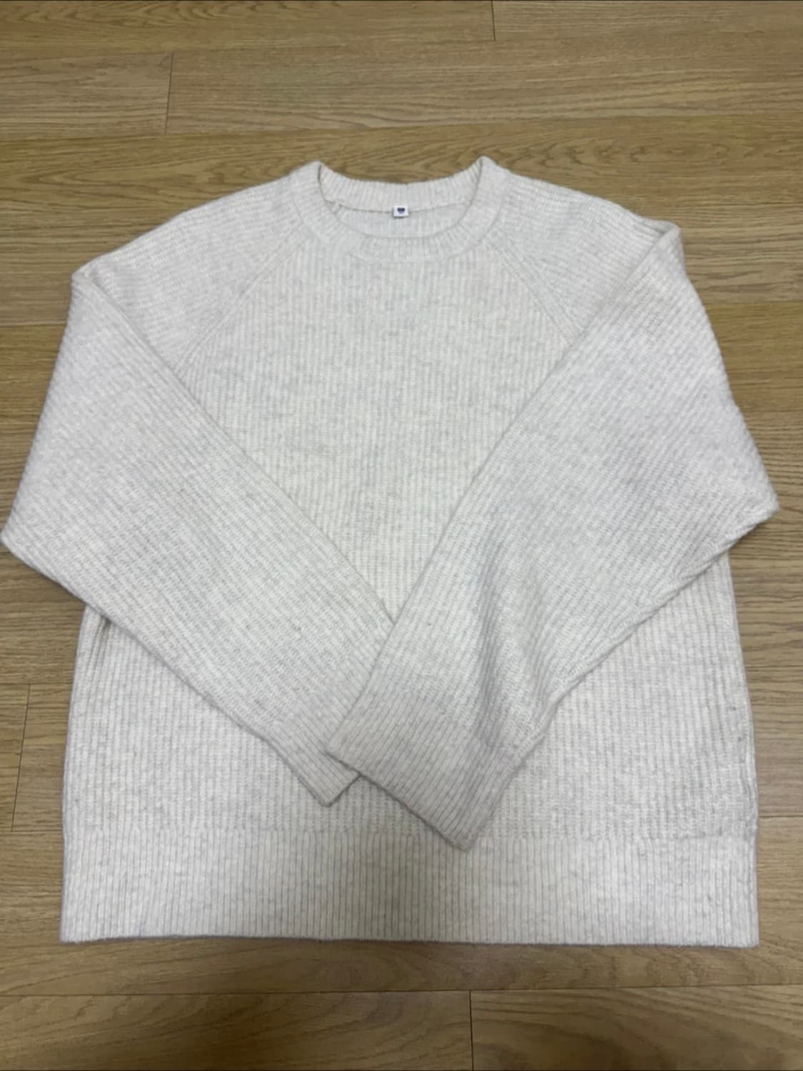 유니클로 스웨터 오프화이트 160 상품이미지4