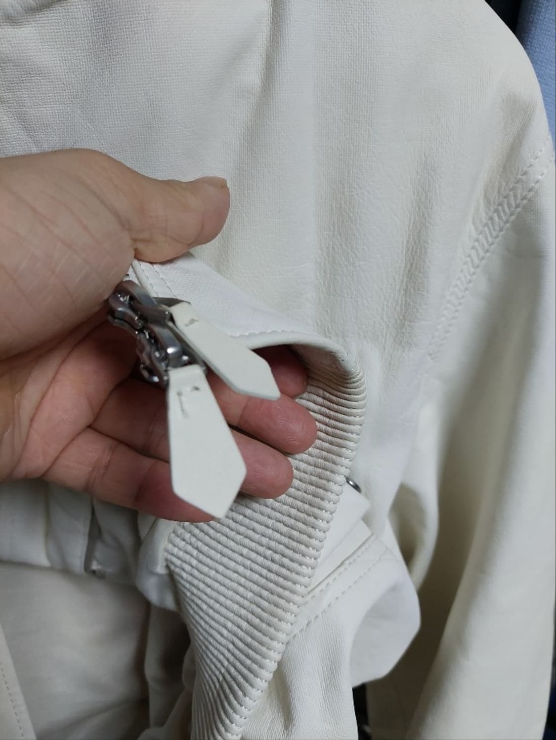 맨온더분 크림 천연 양가죽 바시티 블루종 50 상품이미지5