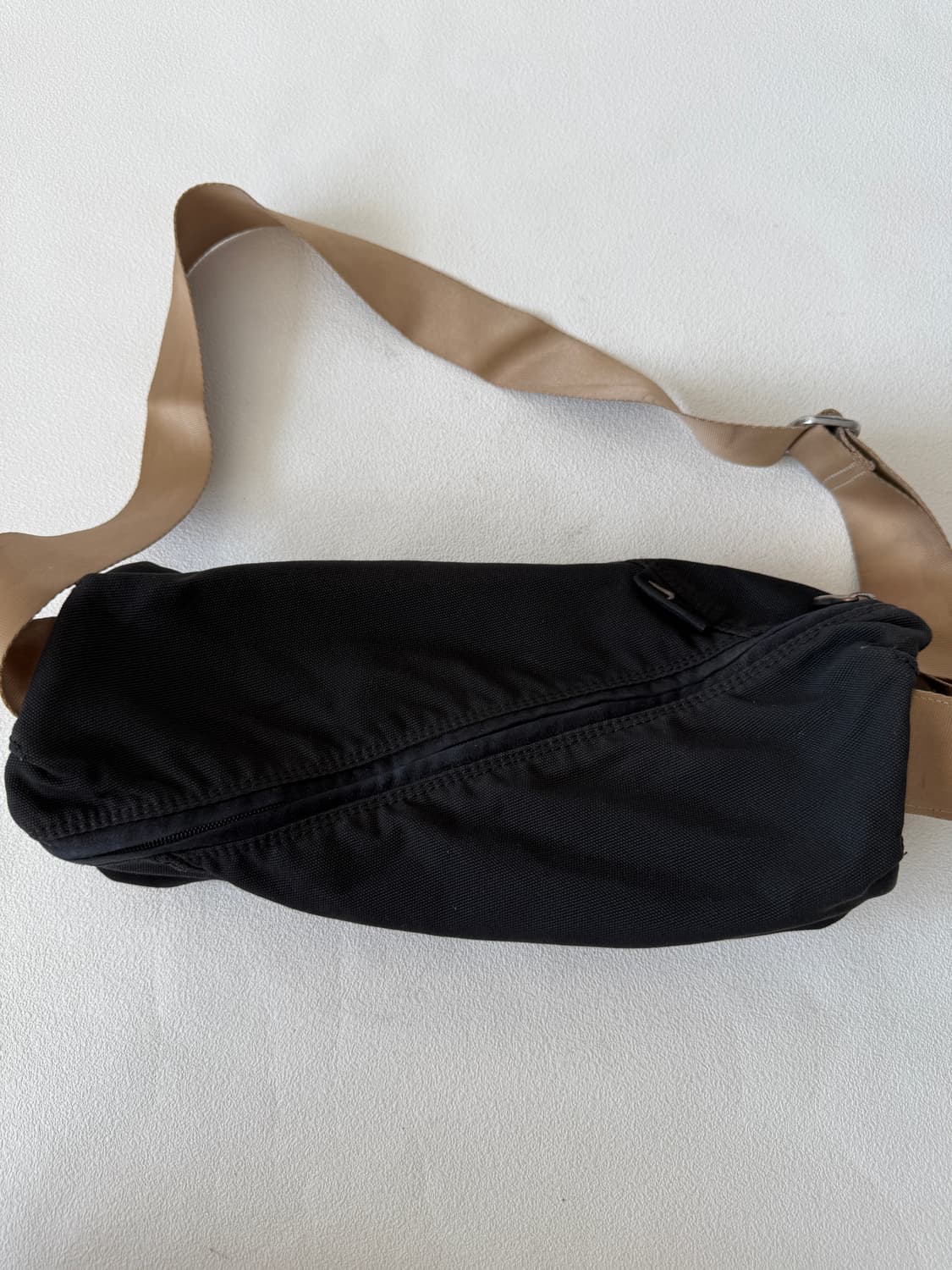 나이키(NIKE) 트위스트 원통백 상품이미지4