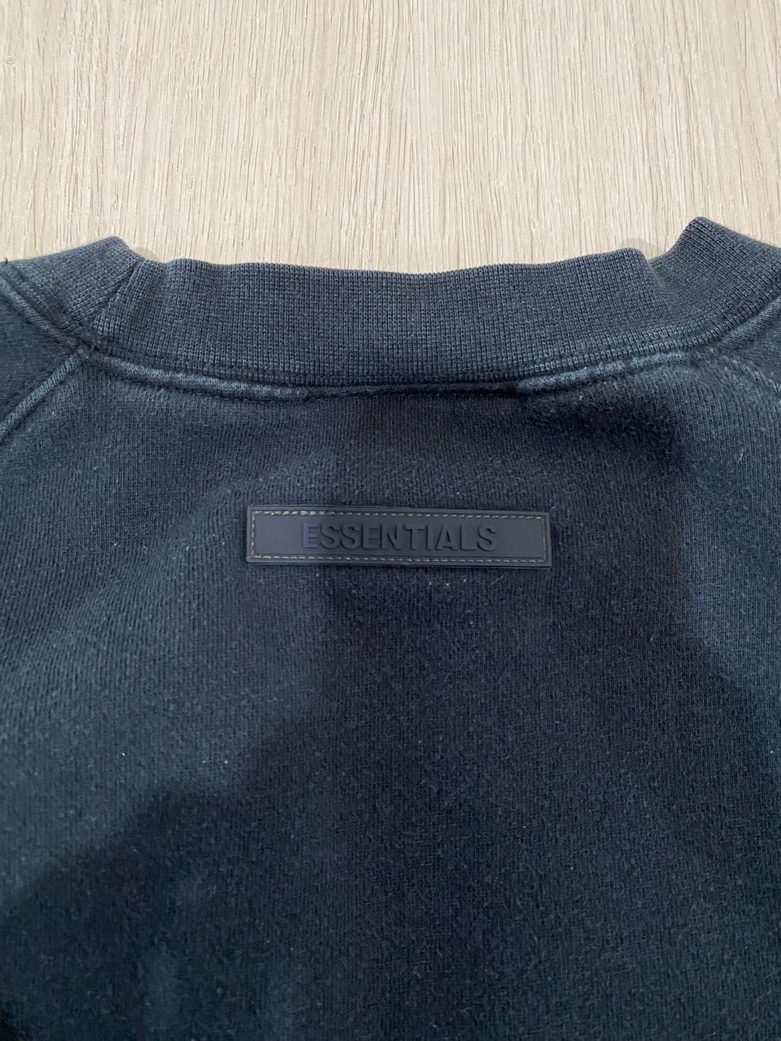 에센셜 Fear of God 블랙 맨투맨 티셔츠 (M) 상품이미지7