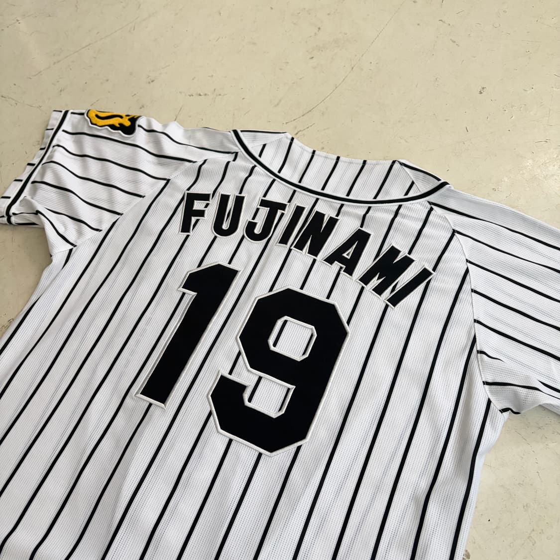 15-17 미즈노 한신 타이거즈 후지나미 신타로 유니폼 M 상품이미지9