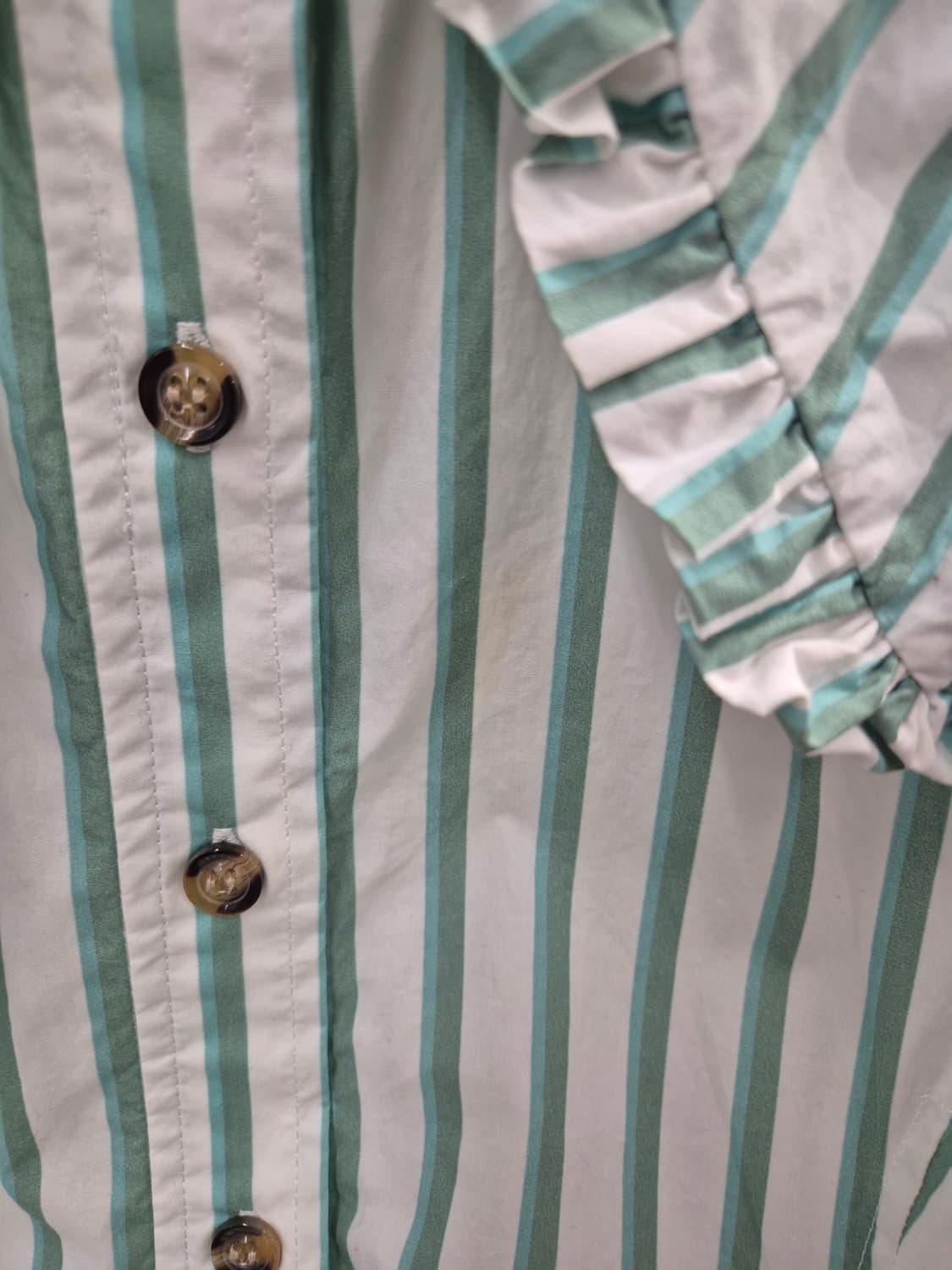 GANNI 스트라이프 프릴 블라우스 38 상품이미지4